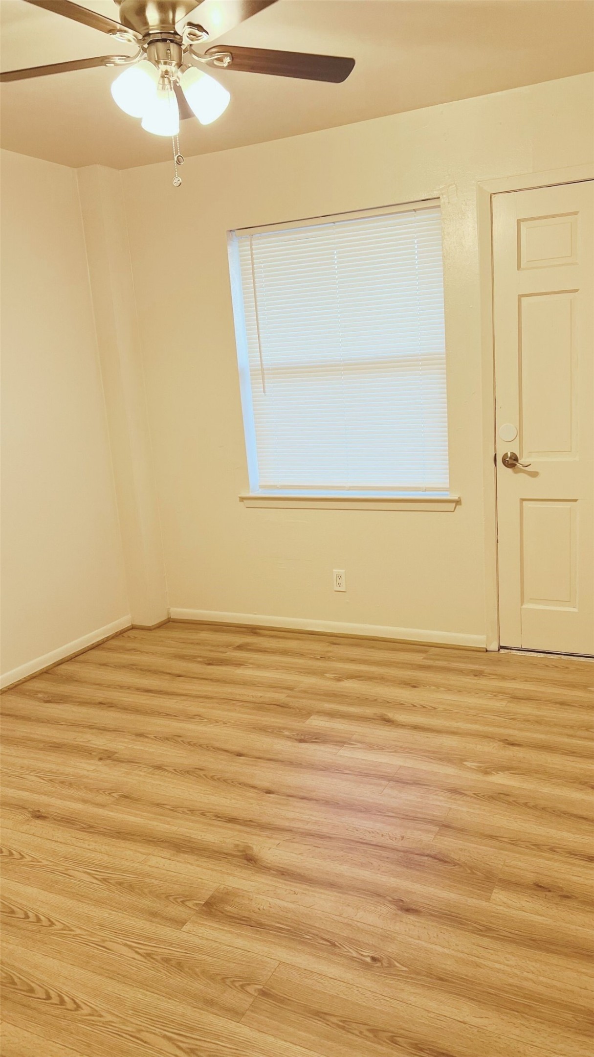 606 W Main Street Waxahachie TX 75165