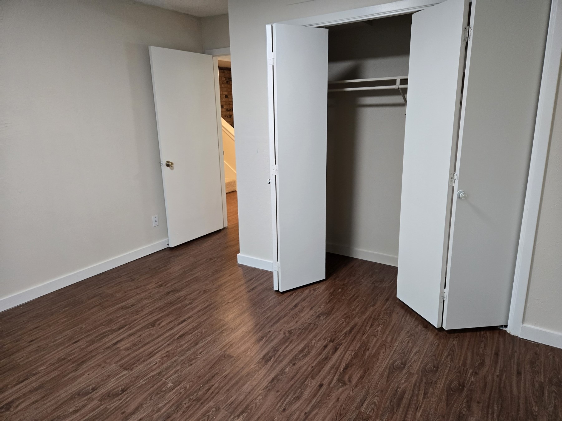 2015 Warnford Place Arlington TX 76015
