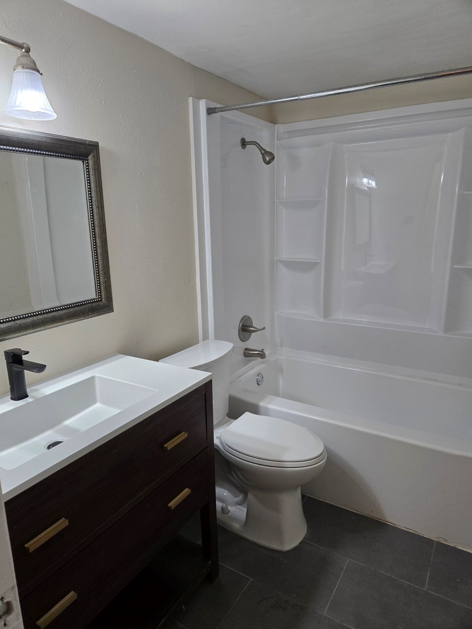 2015 Warnford Place Arlington TX 76015