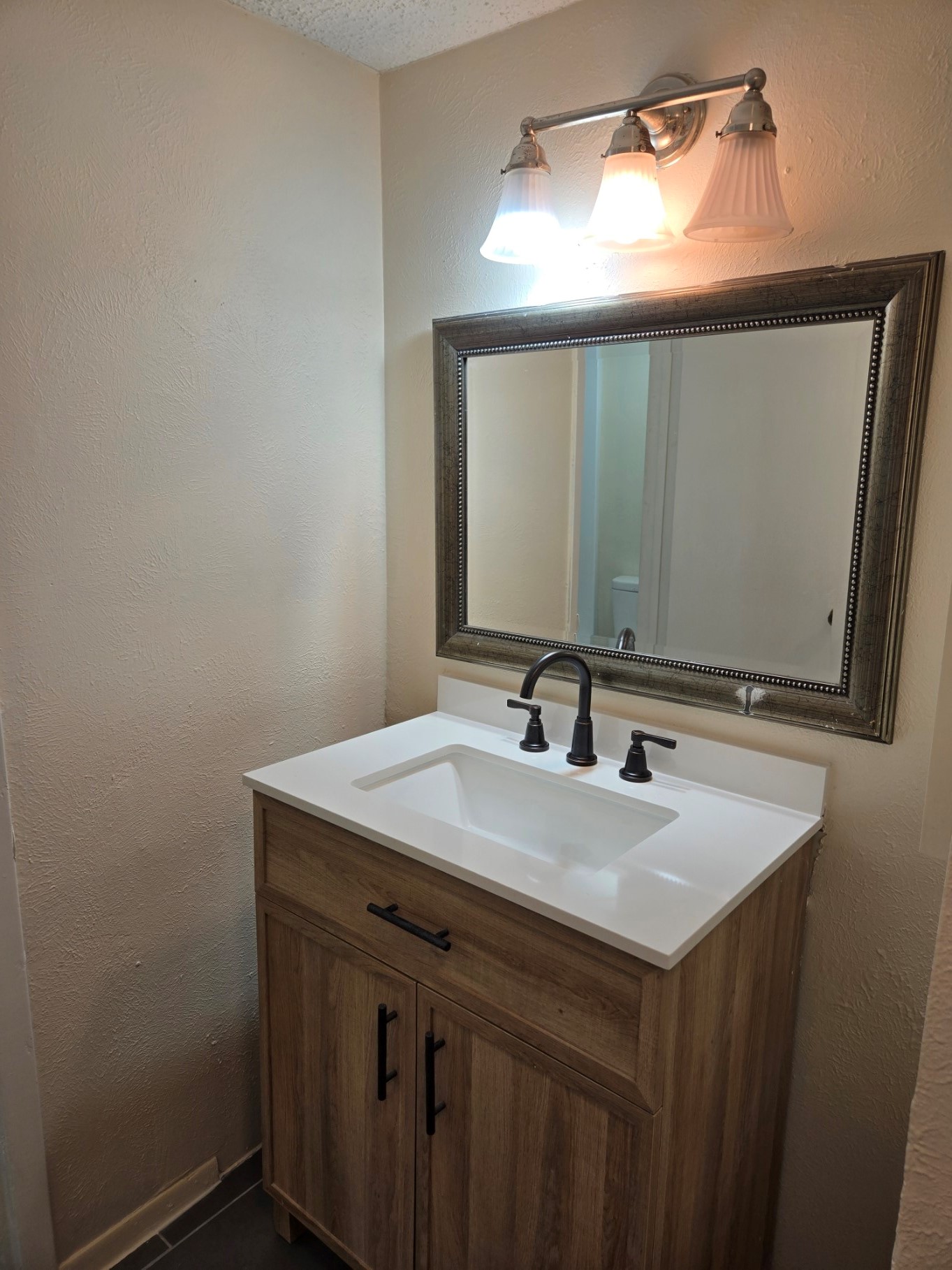 2015 Warnford Place Arlington TX 76015