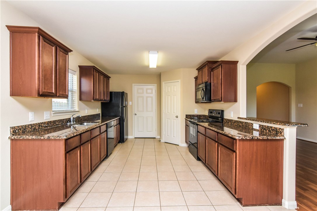 216 Mill Street Anna TX 75409