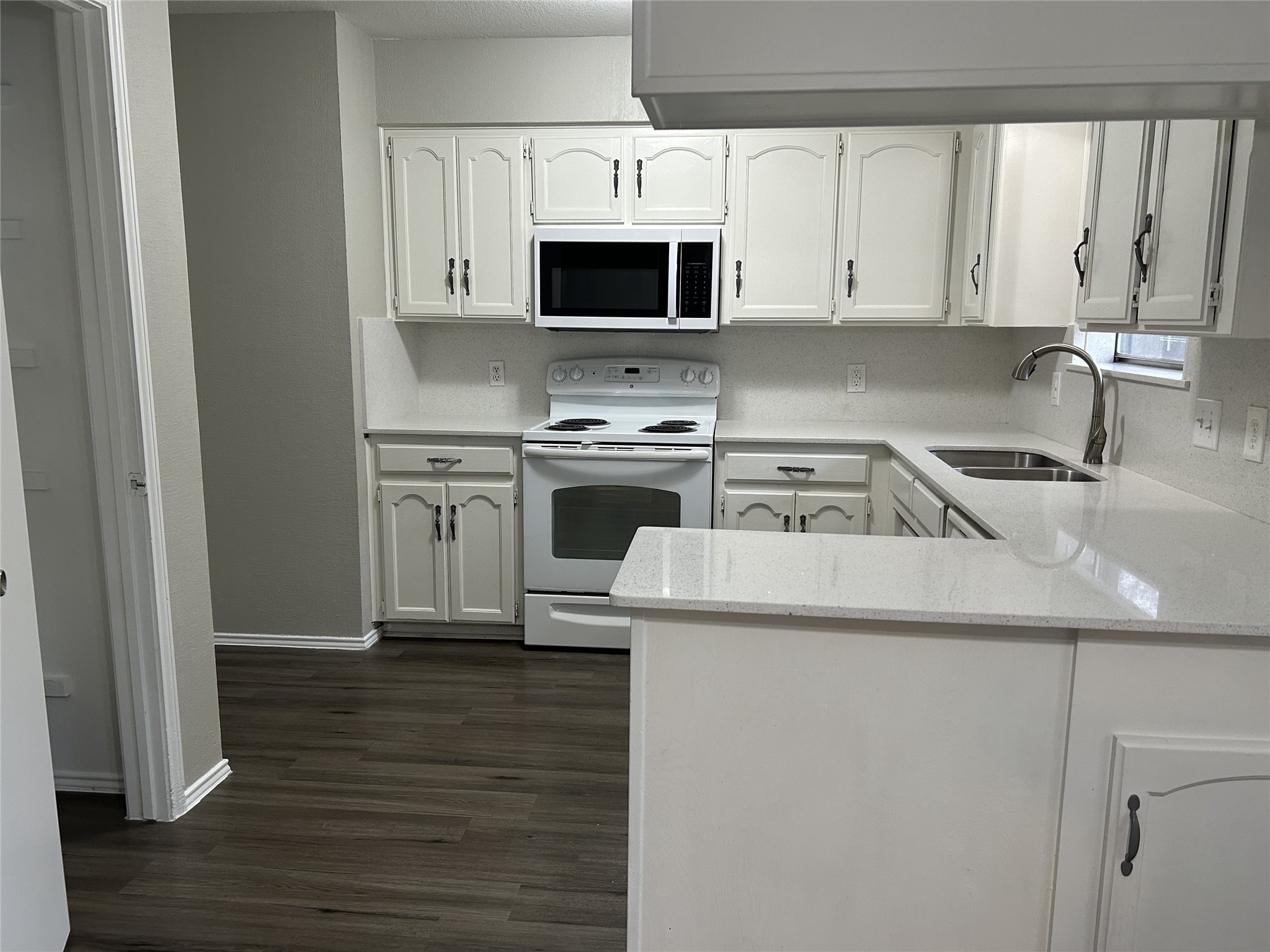 6621 N Park Drive Watauga TX 76148