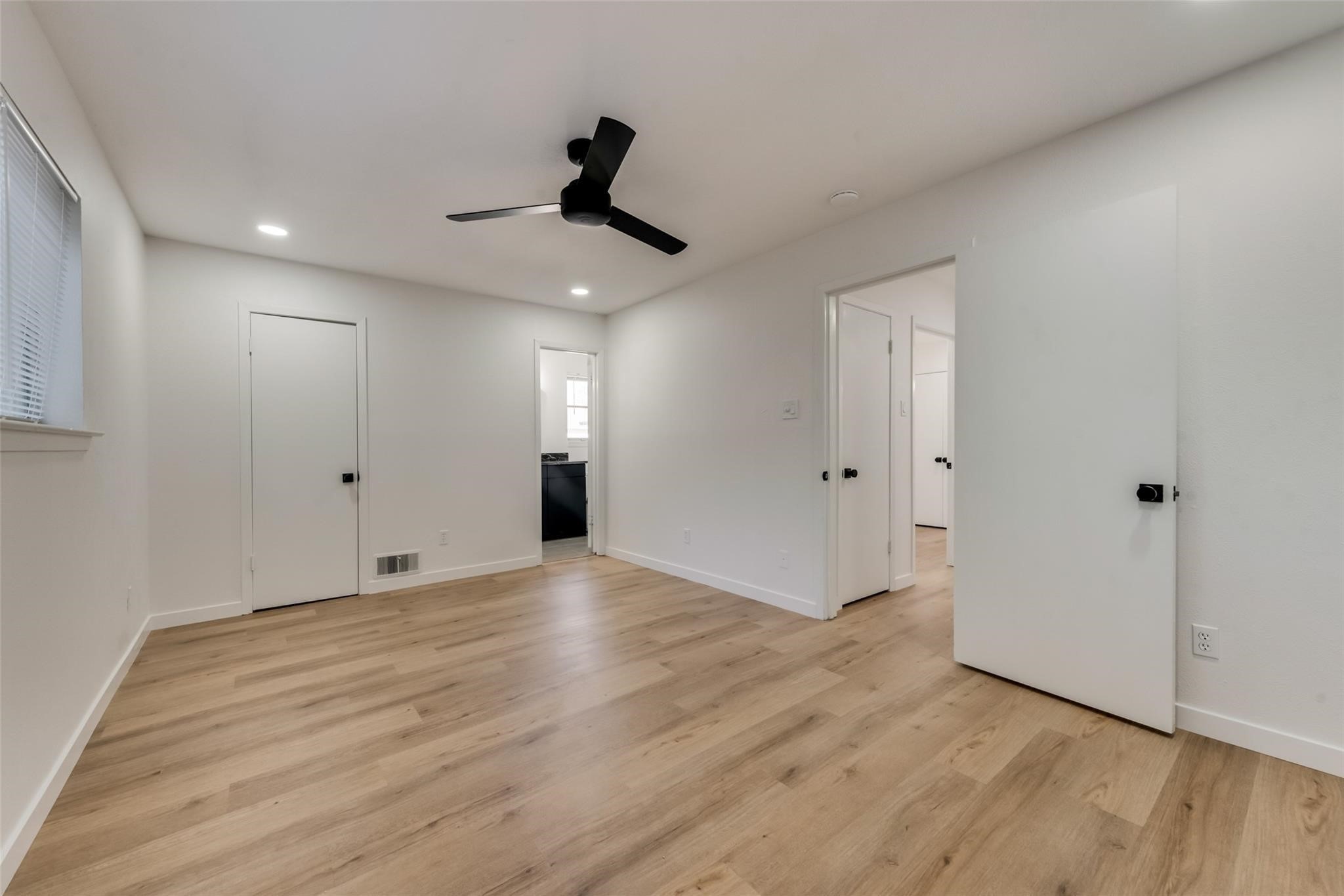 7530 Brentcove Circle Dallas TX 75214