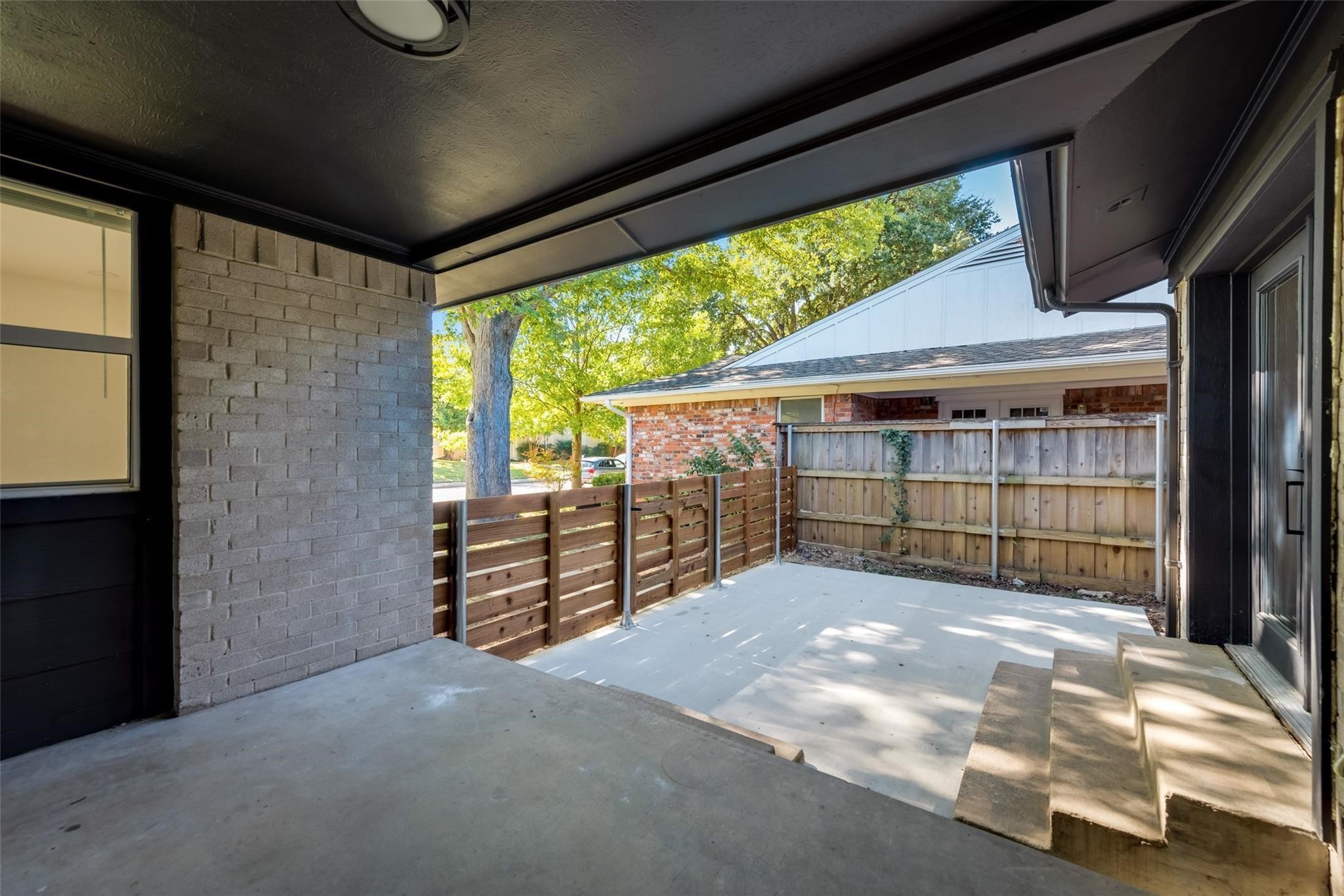 7530 Brentcove Circle Dallas TX 75214