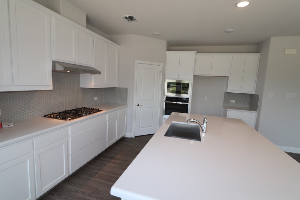 833 Tennessee Drive Euless TX 76040