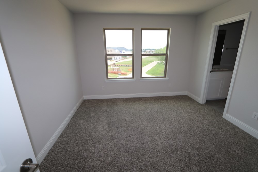 833 Tennessee Drive Euless TX 76040