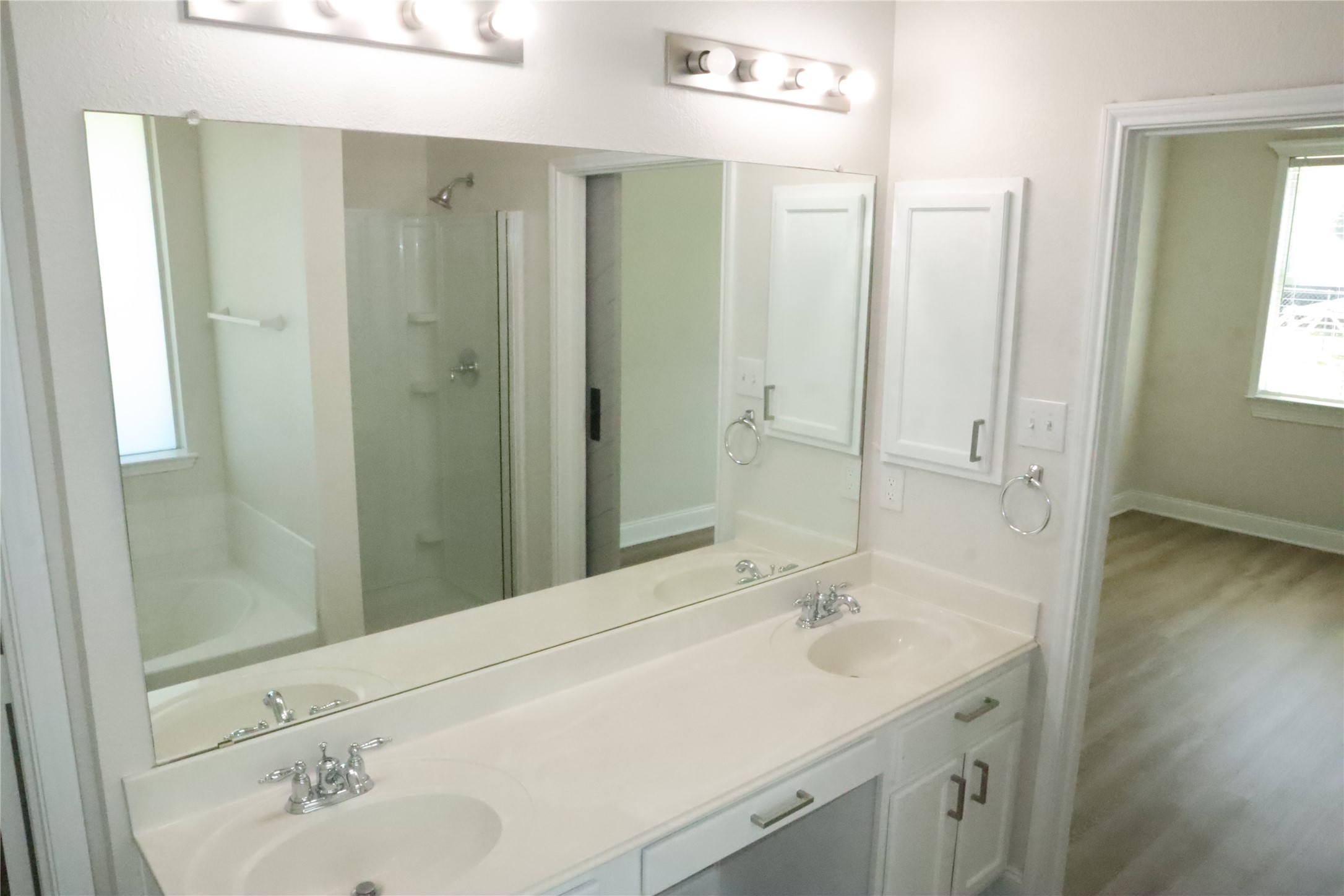 1121 Golden Eagle Court Aubrey TX 76227