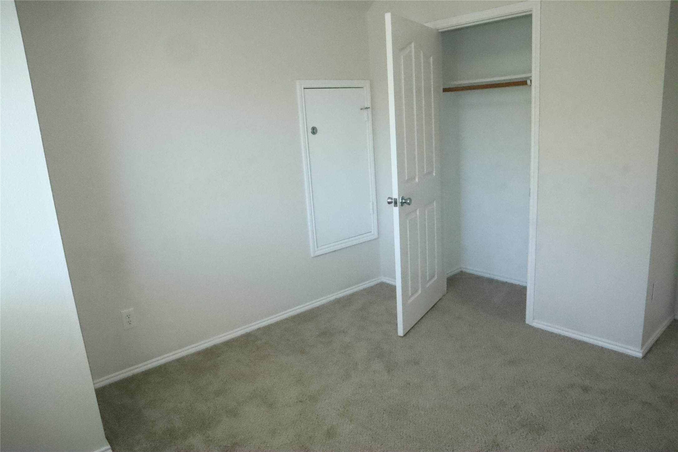 1121 Golden Eagle Court Aubrey TX 76227