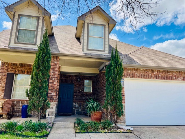 1121 Golden Eagle Court Aubrey TX 76227