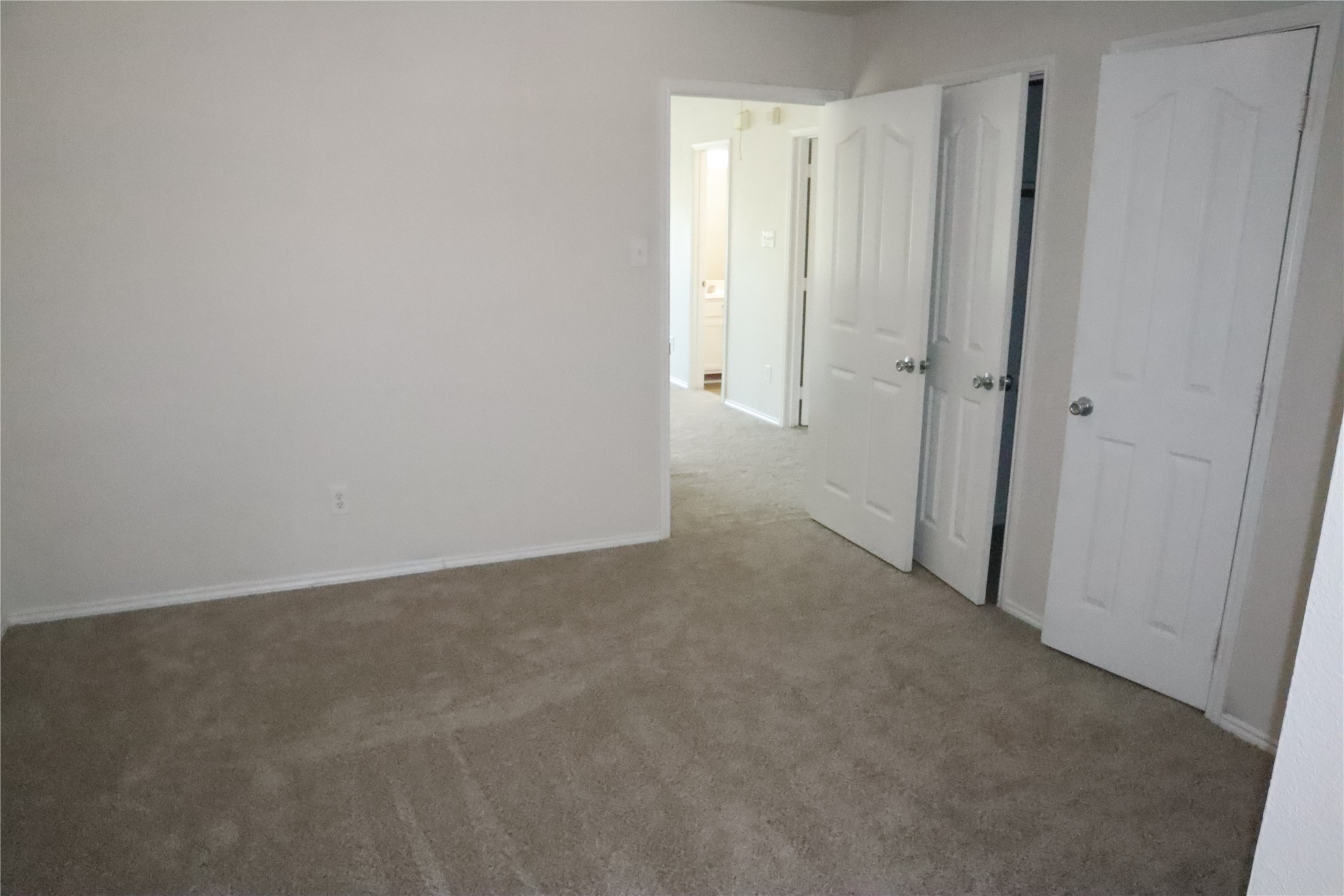 1121 Golden Eagle Court Aubrey TX 76227