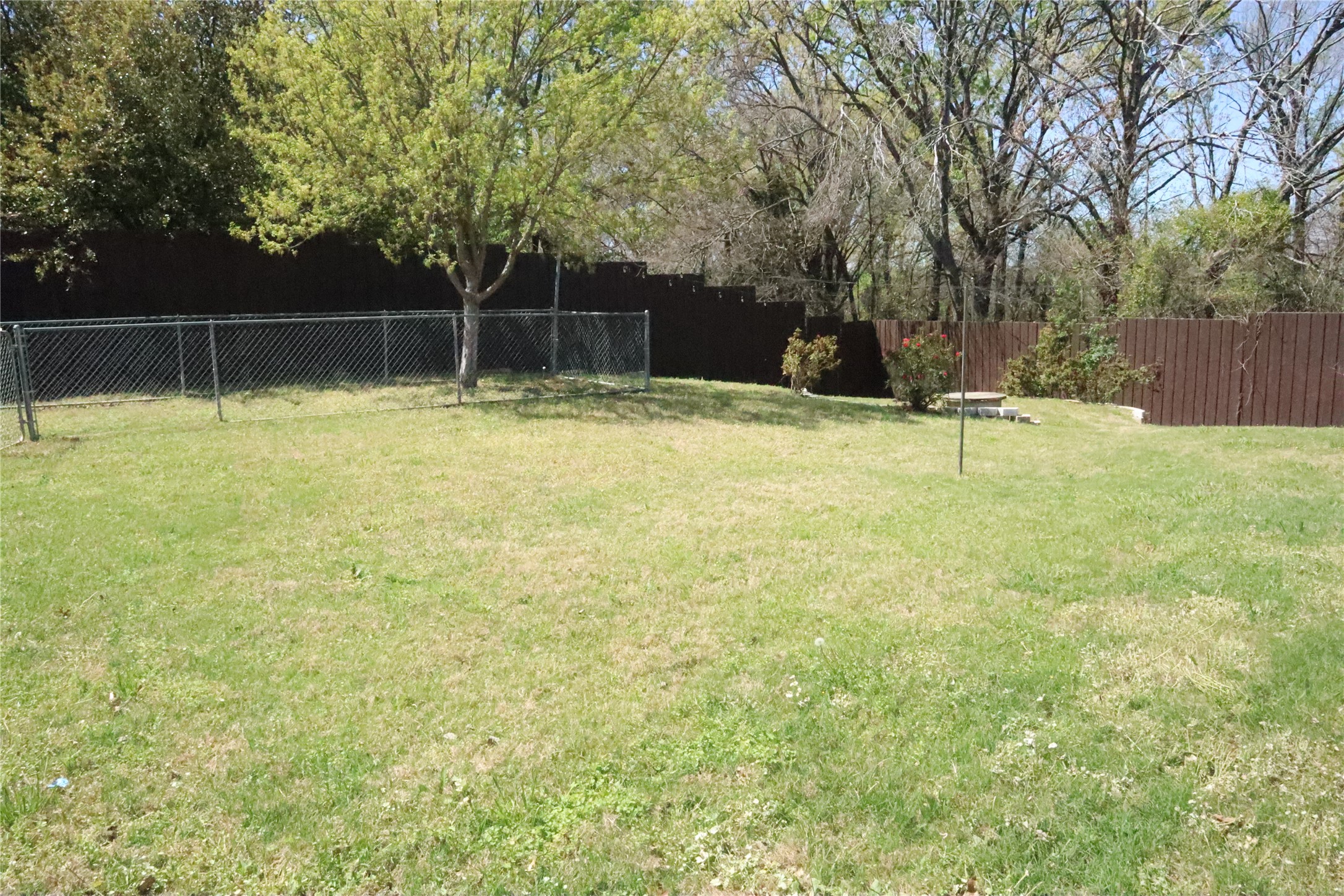 1121 Golden Eagle Court Aubrey TX 76227