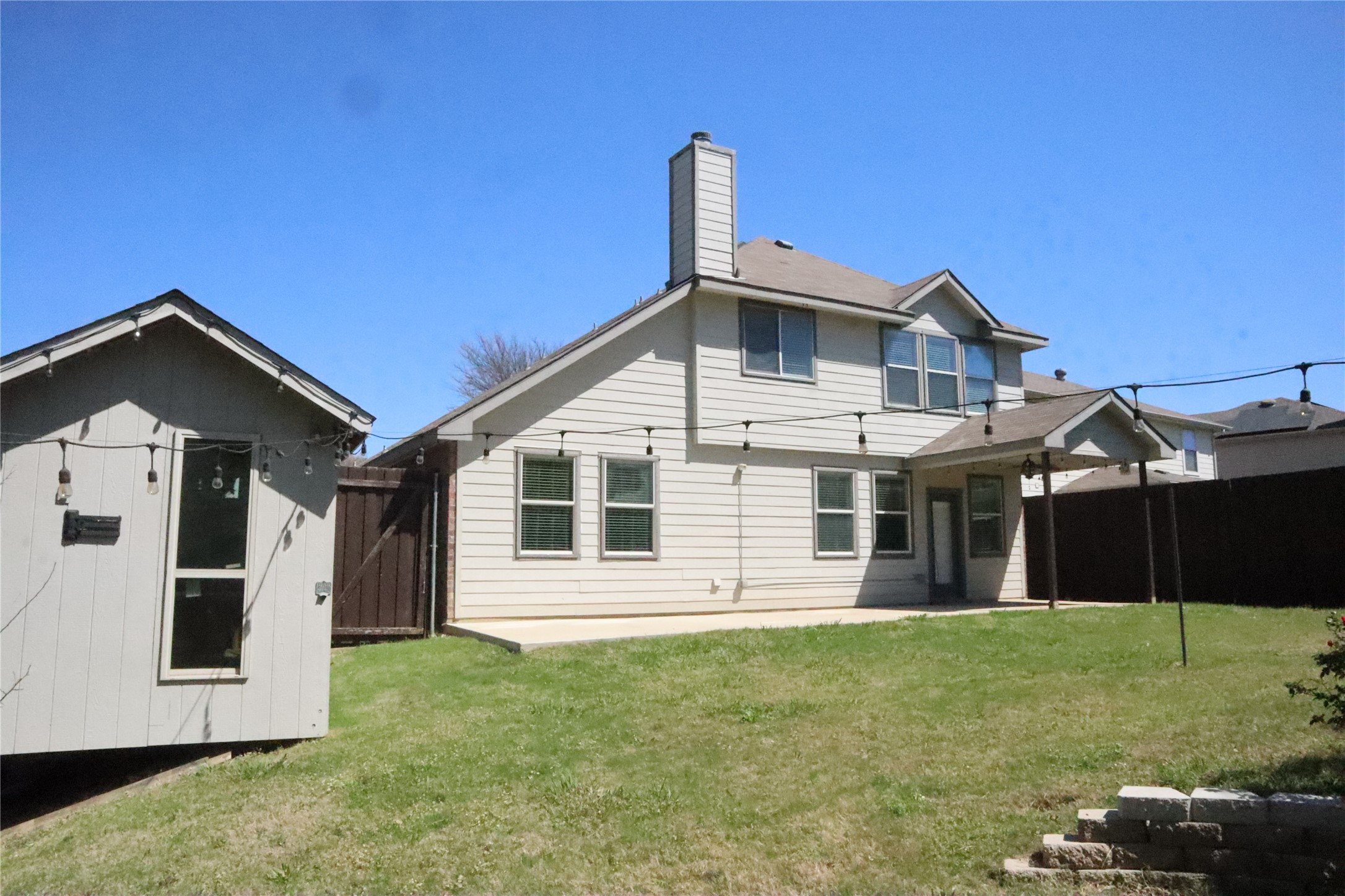 1121 Golden Eagle Court Aubrey TX 76227