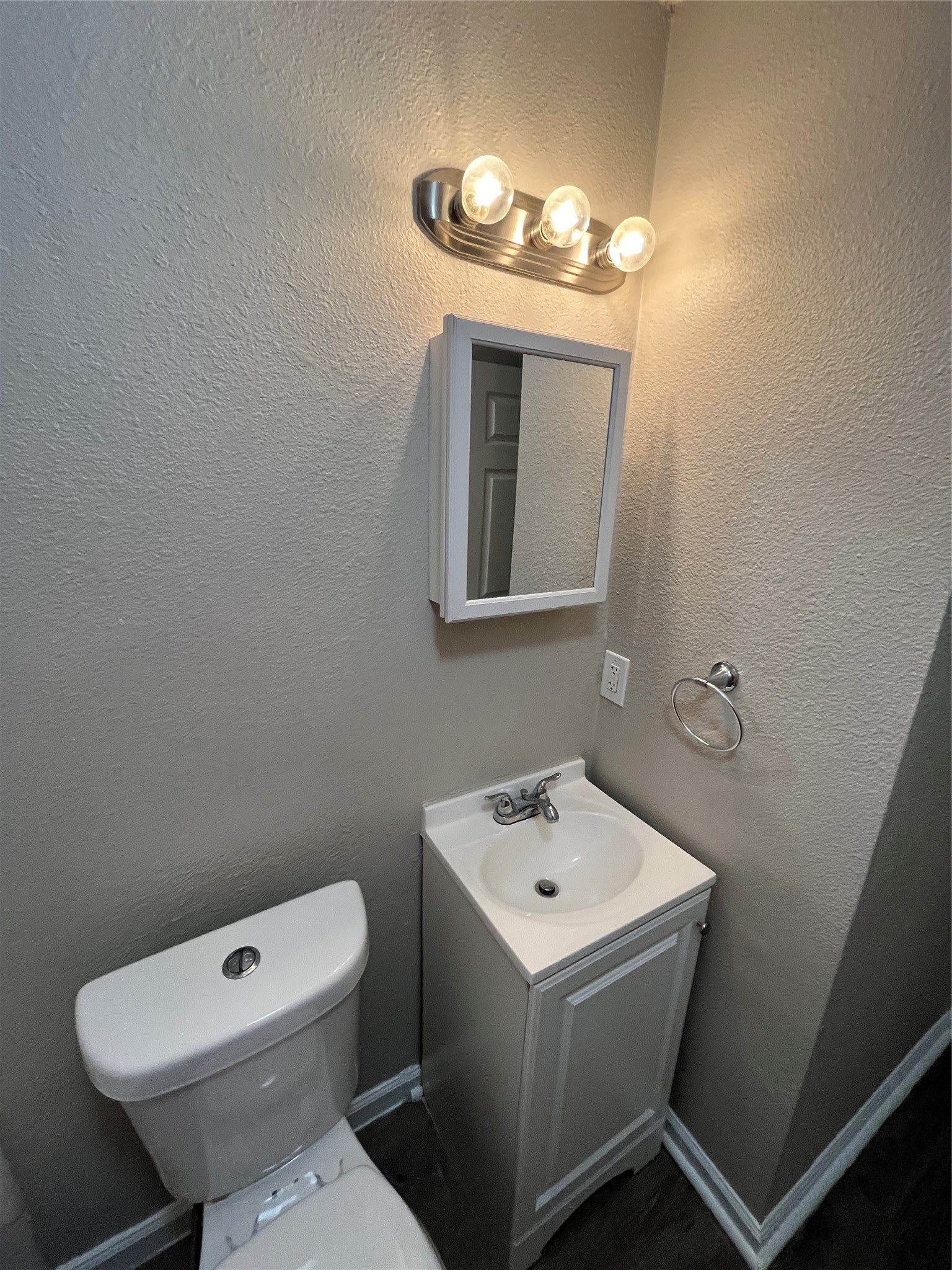 10 Merrie Circle Richardson TX 75081