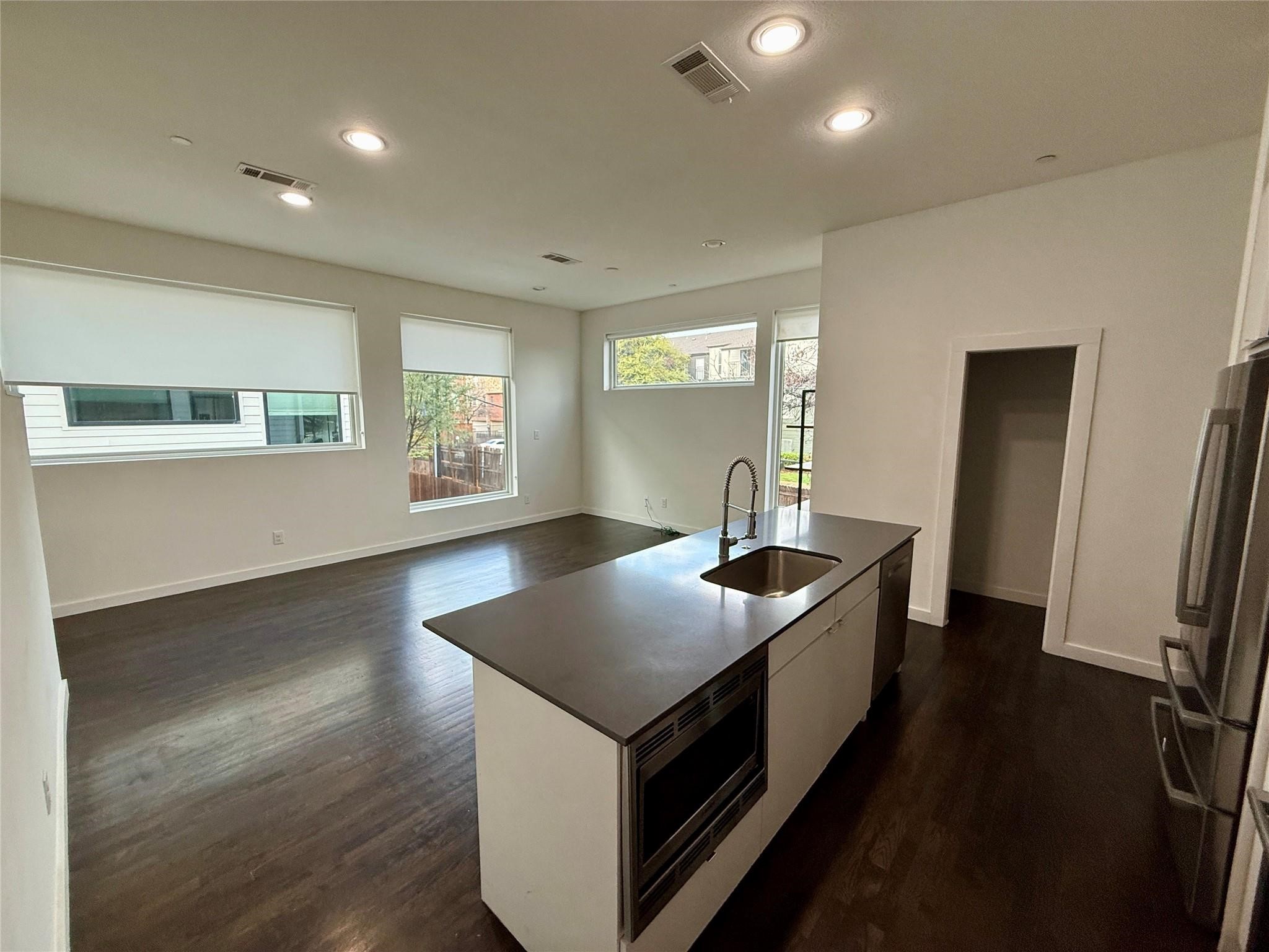 4211 Delano Place Dallas TX 75204
