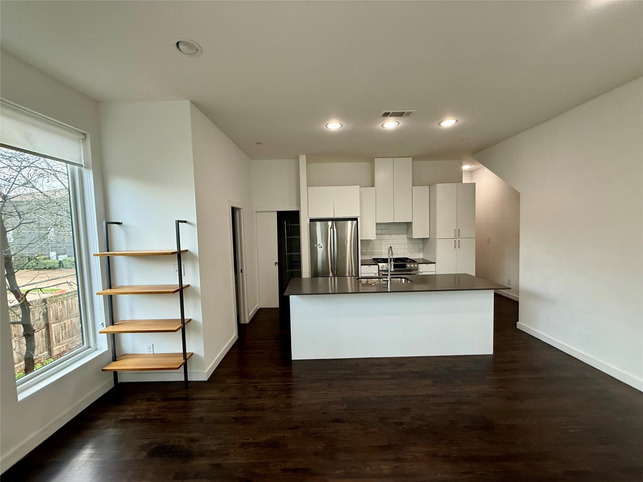 4211 Delano Place Dallas TX 75204