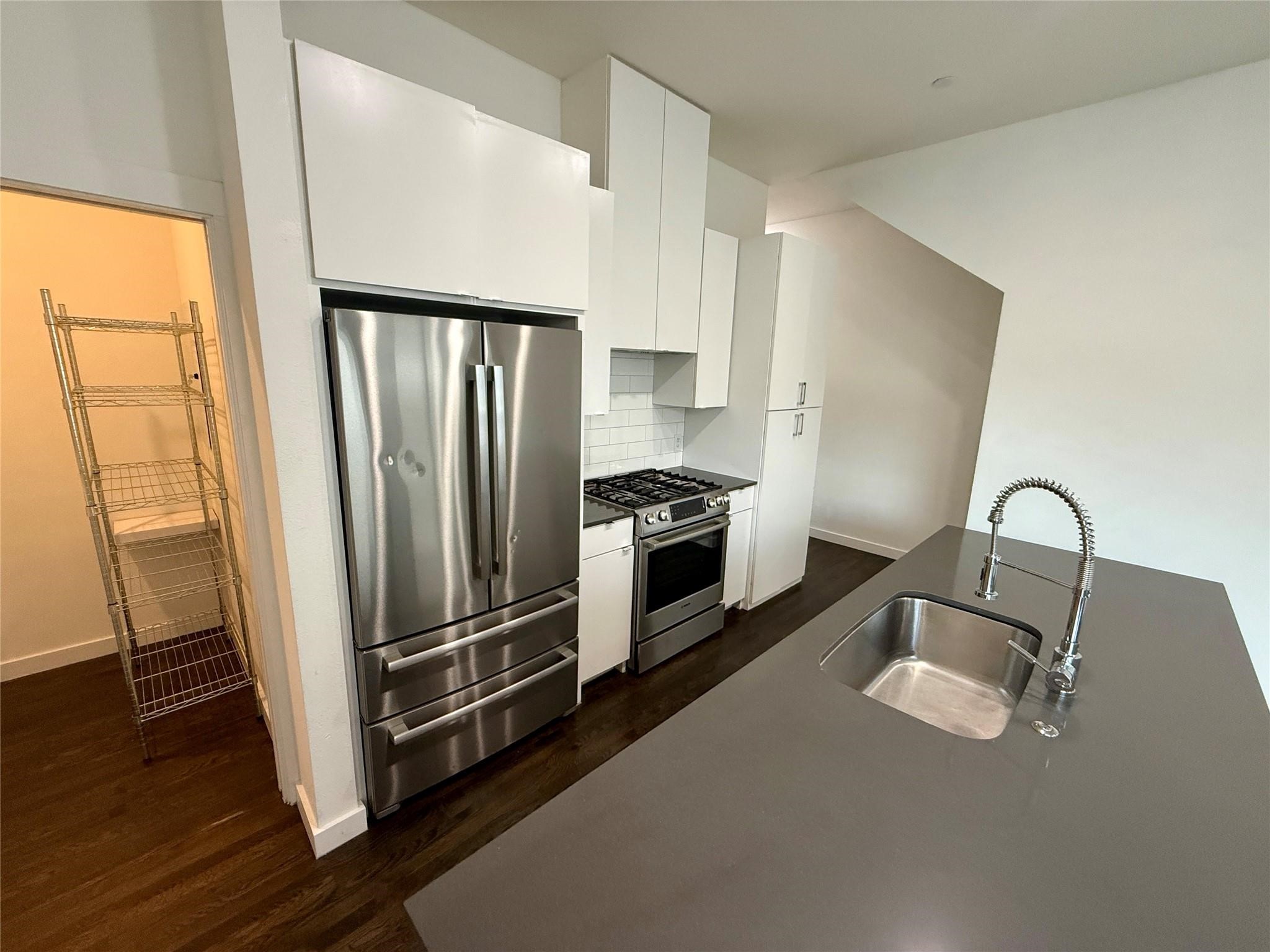 4211 Delano Place Dallas TX 75204