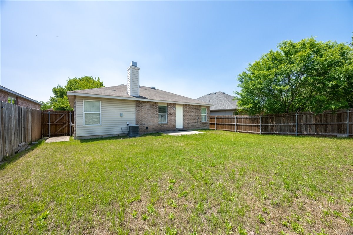 1705 Diamond Lake Trail Fort Worth TX 76247
