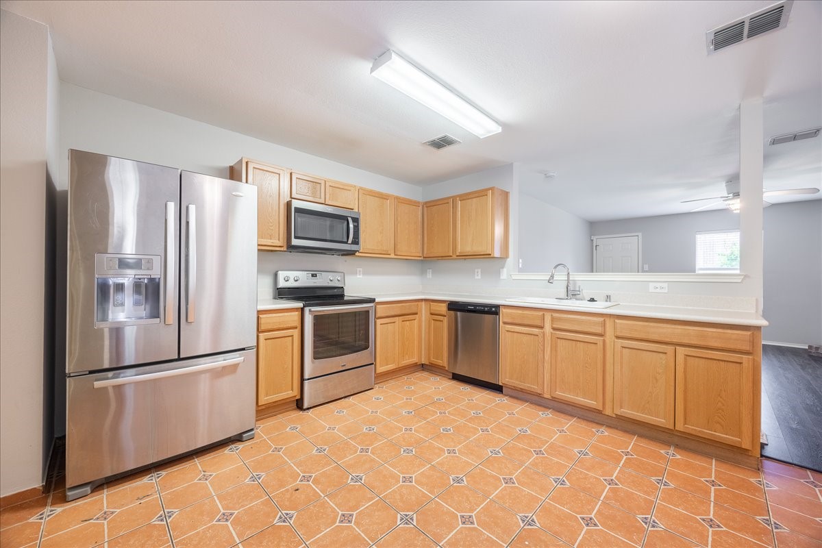 1705 Diamond Lake Trail Fort Worth TX 76247