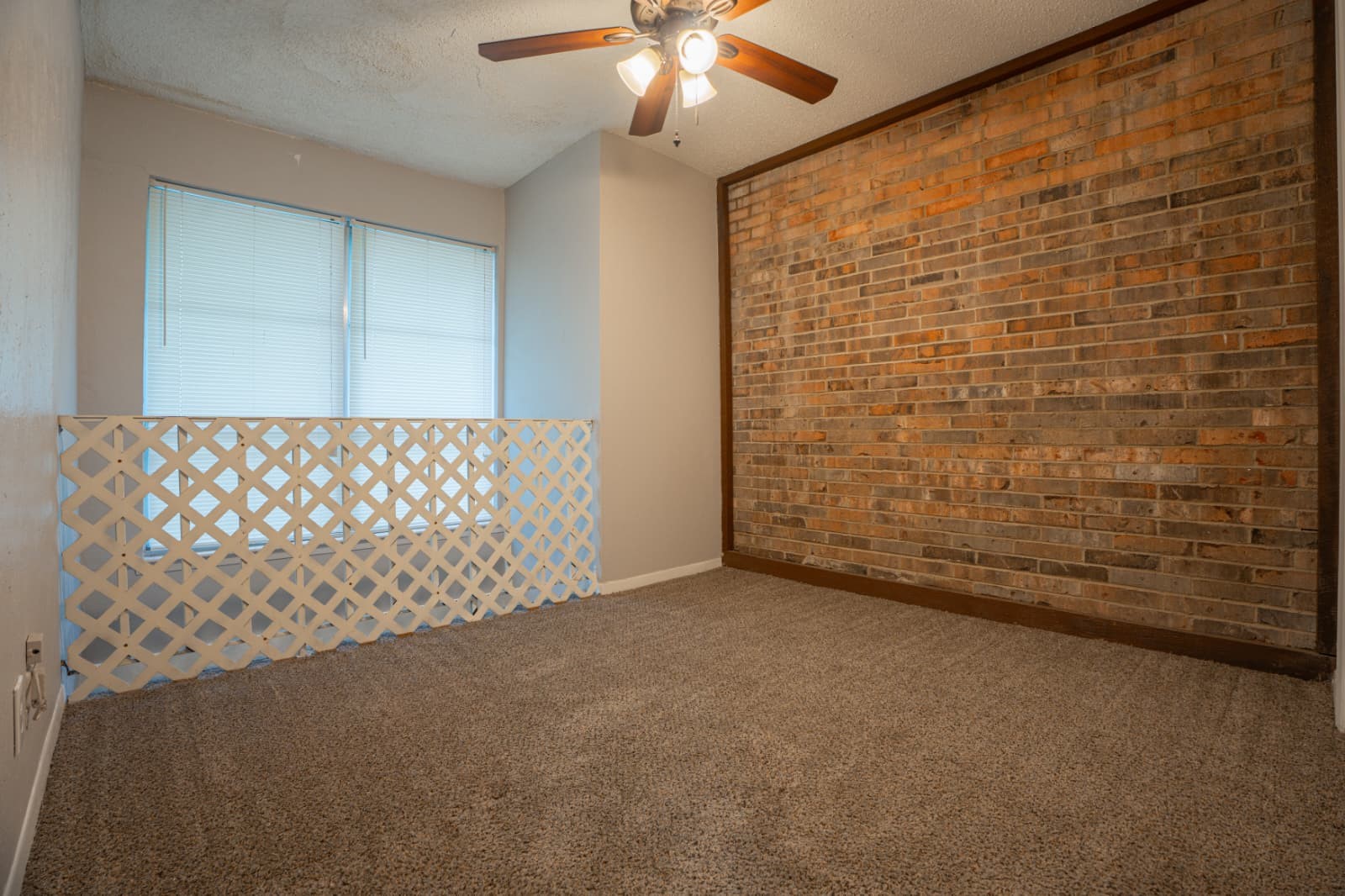 2005 Town Court Garland TX 75041