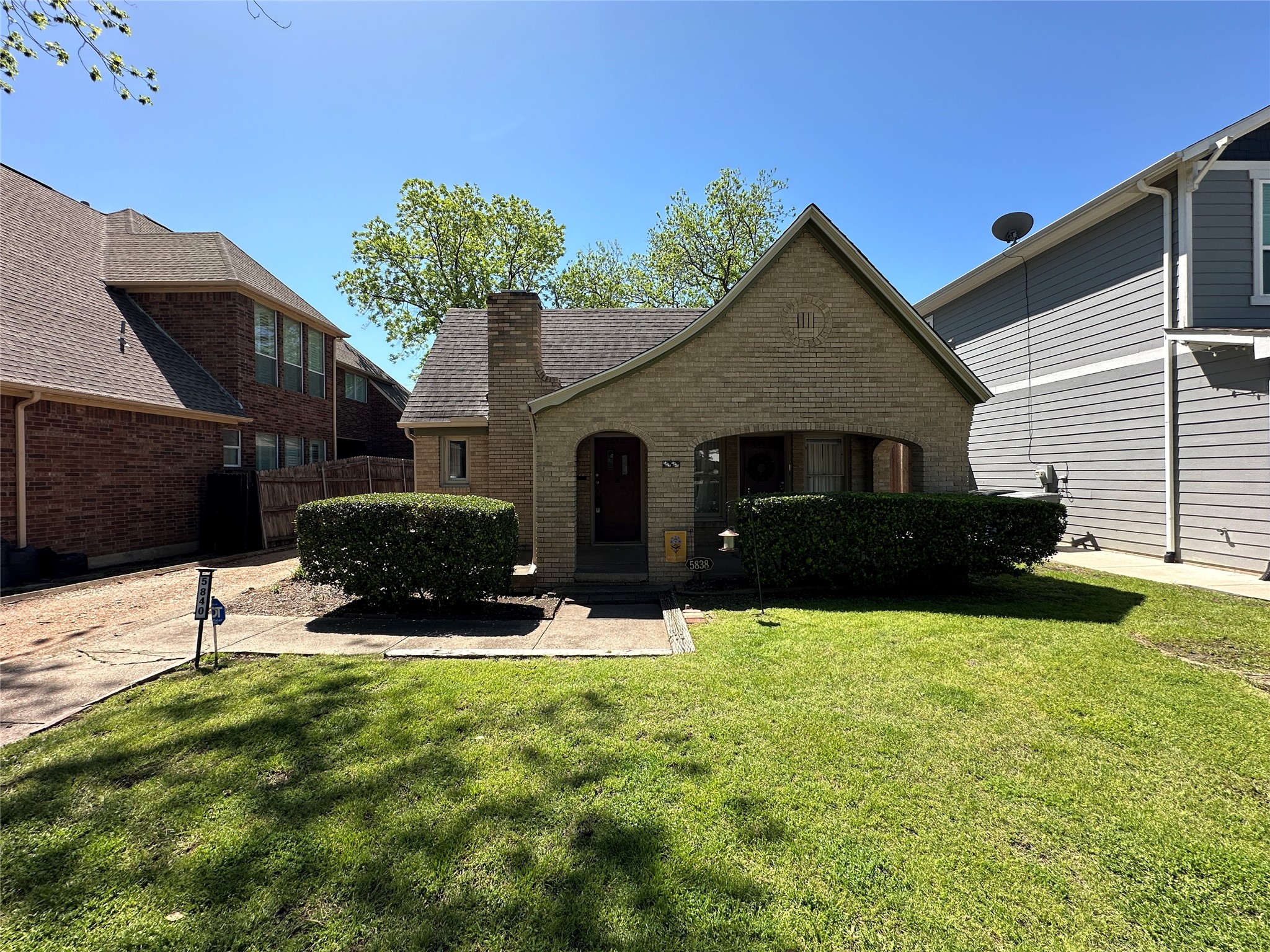 5842 Prospect Avenue Dallas TX 75206