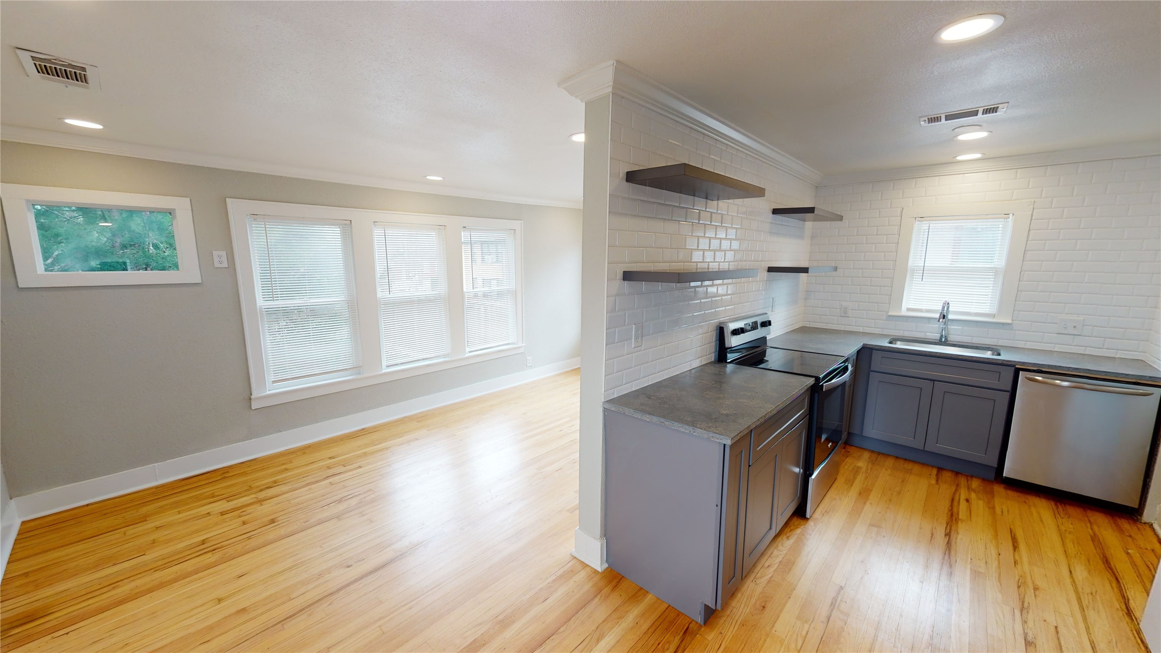 5842 Prospect Avenue Dallas TX 75206