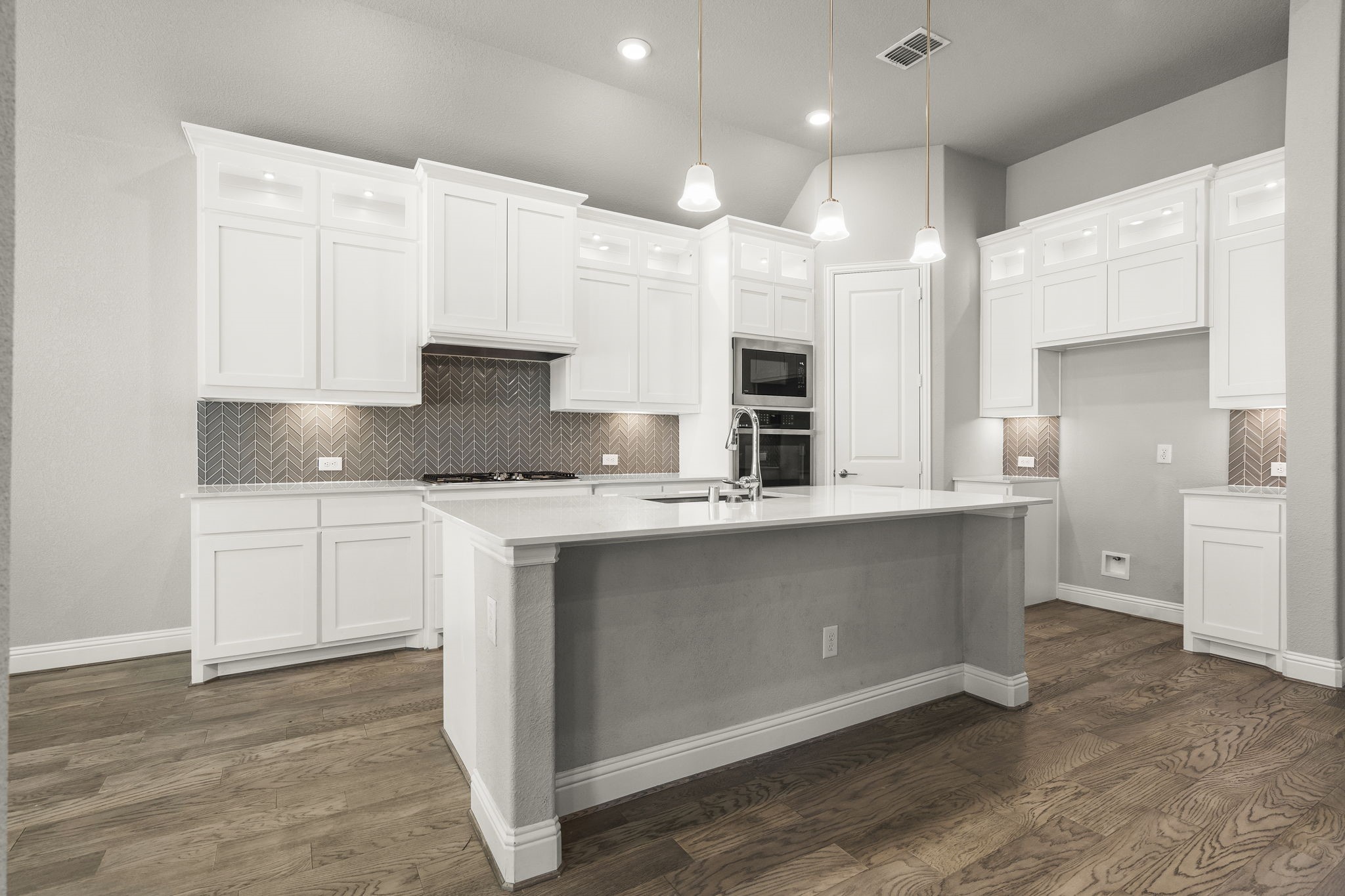 2206 Christopher Lane Euless TX 76040