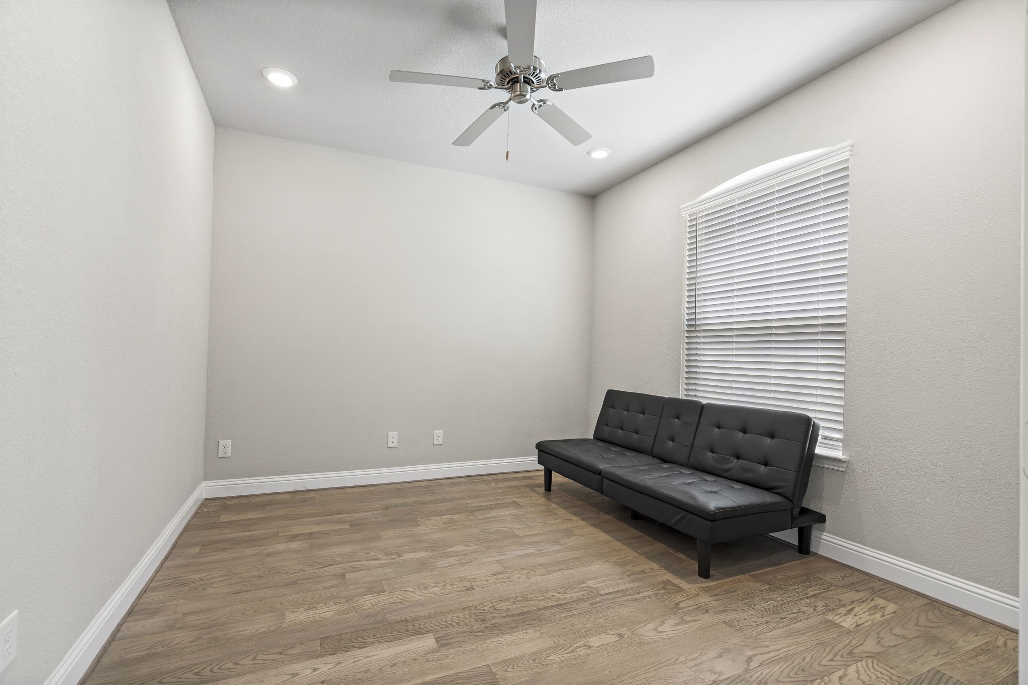 2206 Christopher Lane Euless TX 76040