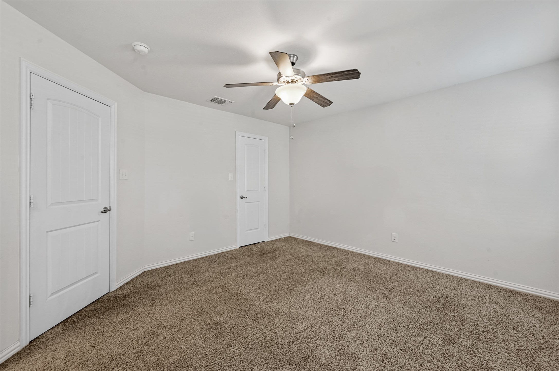 727 W Johnson Street Denison TX 75020