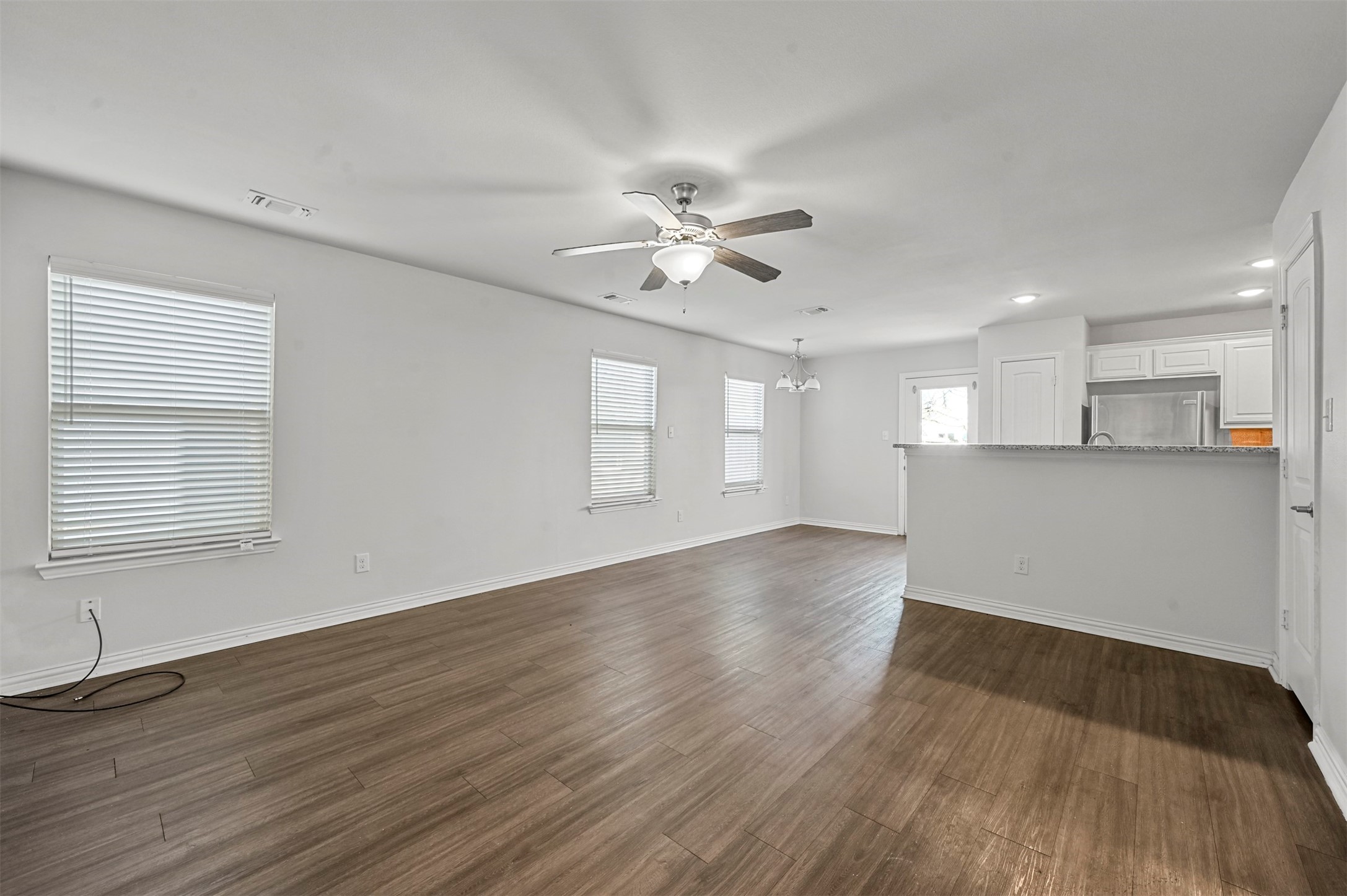 727 W Johnson Street Denison TX 75020