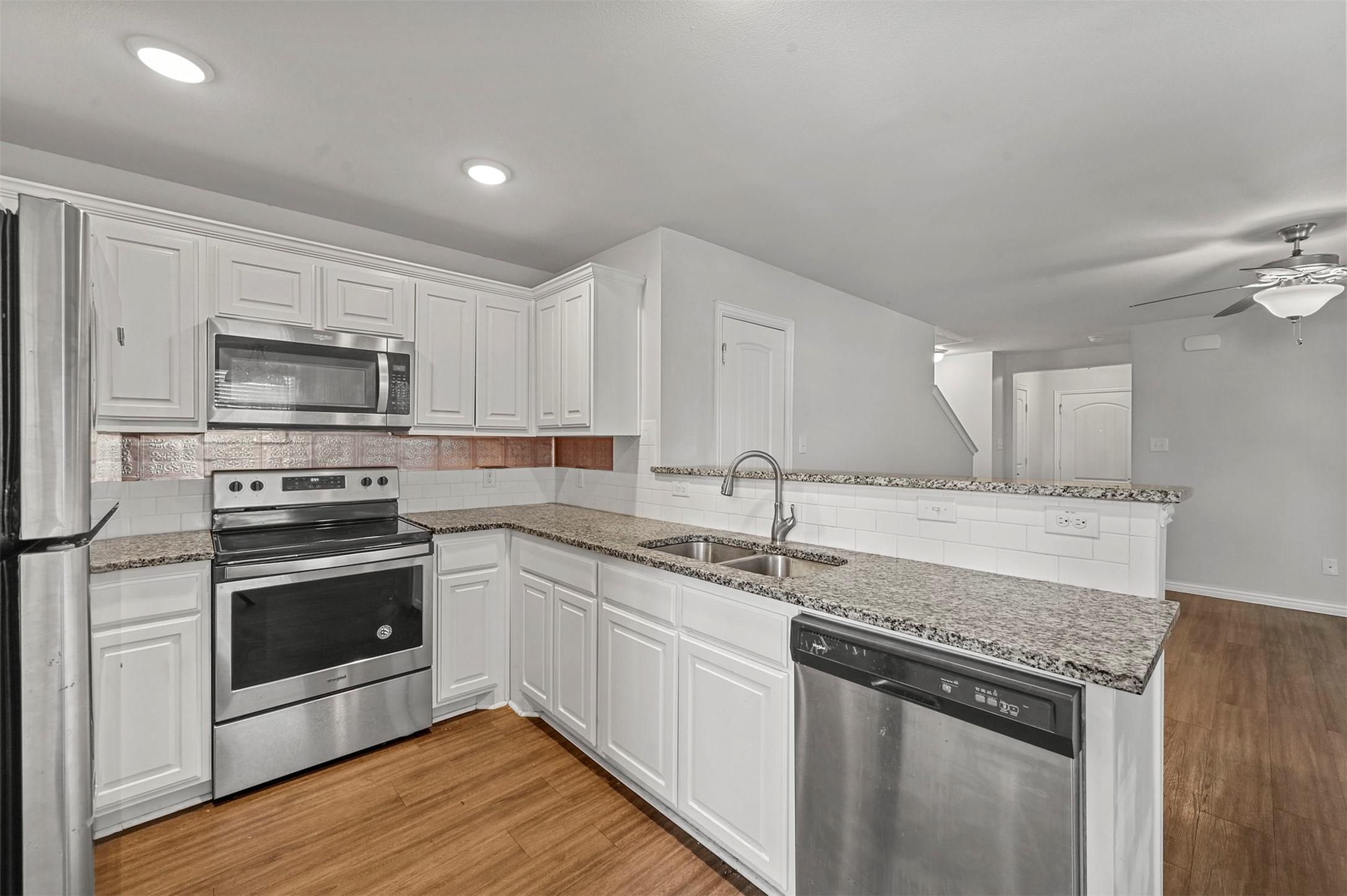 727 W Johnson Street Denison TX 75020