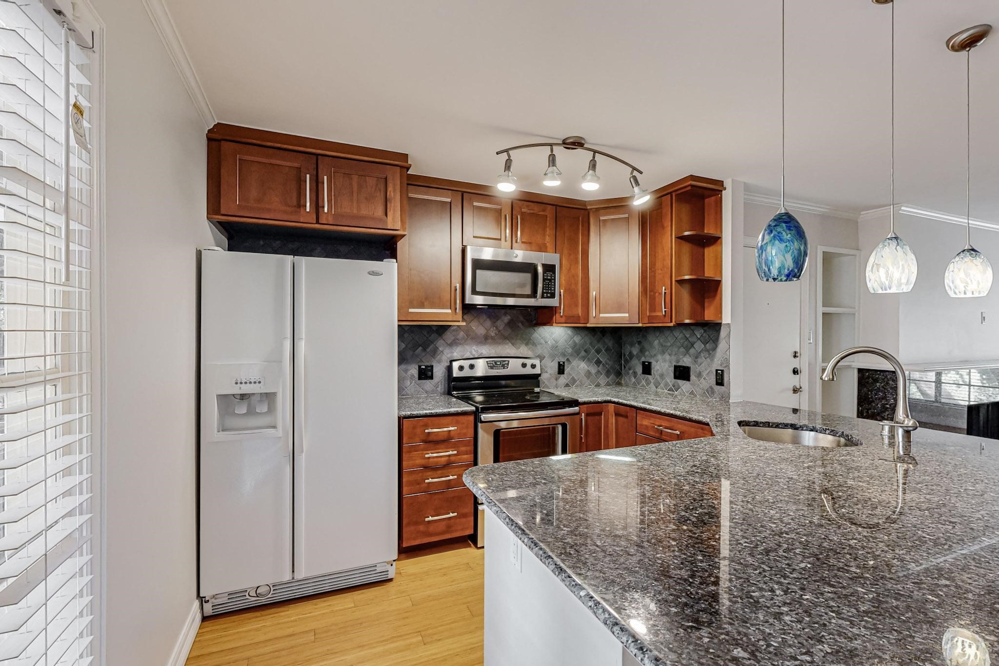 5220 Fleetwood Oaks Avenue Dallas TX 75235