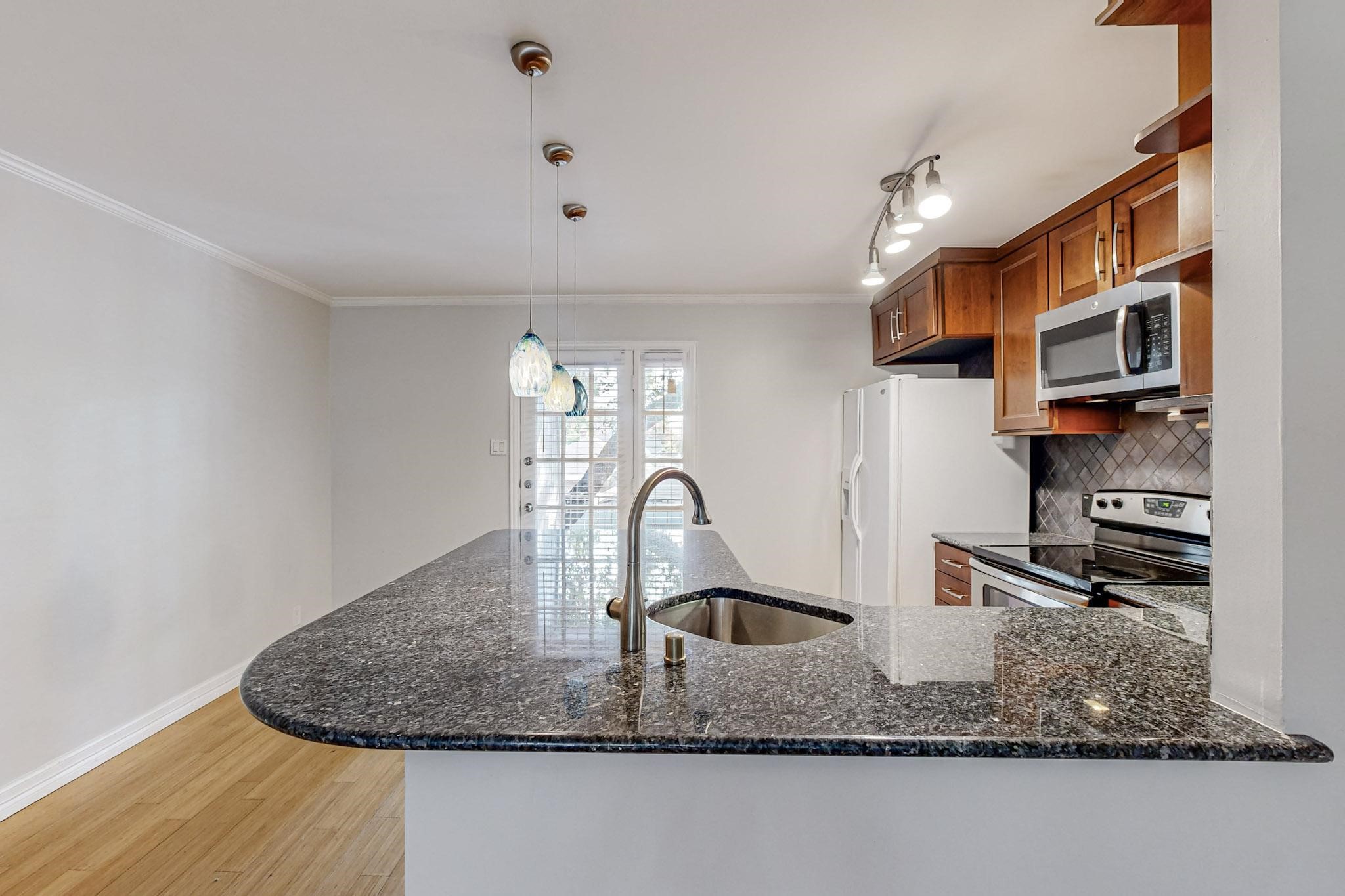 5220 Fleetwood Oaks Avenue Dallas TX 75235