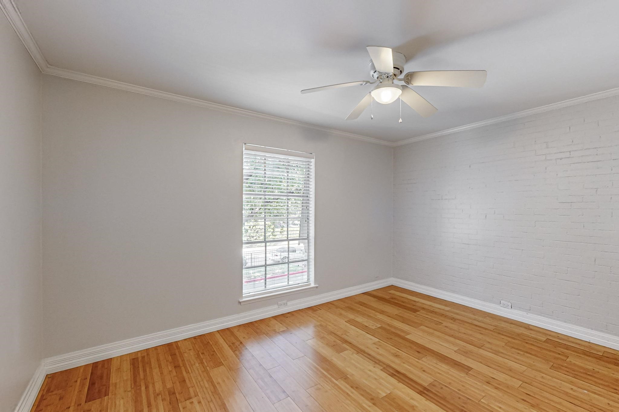 5220 Fleetwood Oaks Avenue Dallas TX 75235