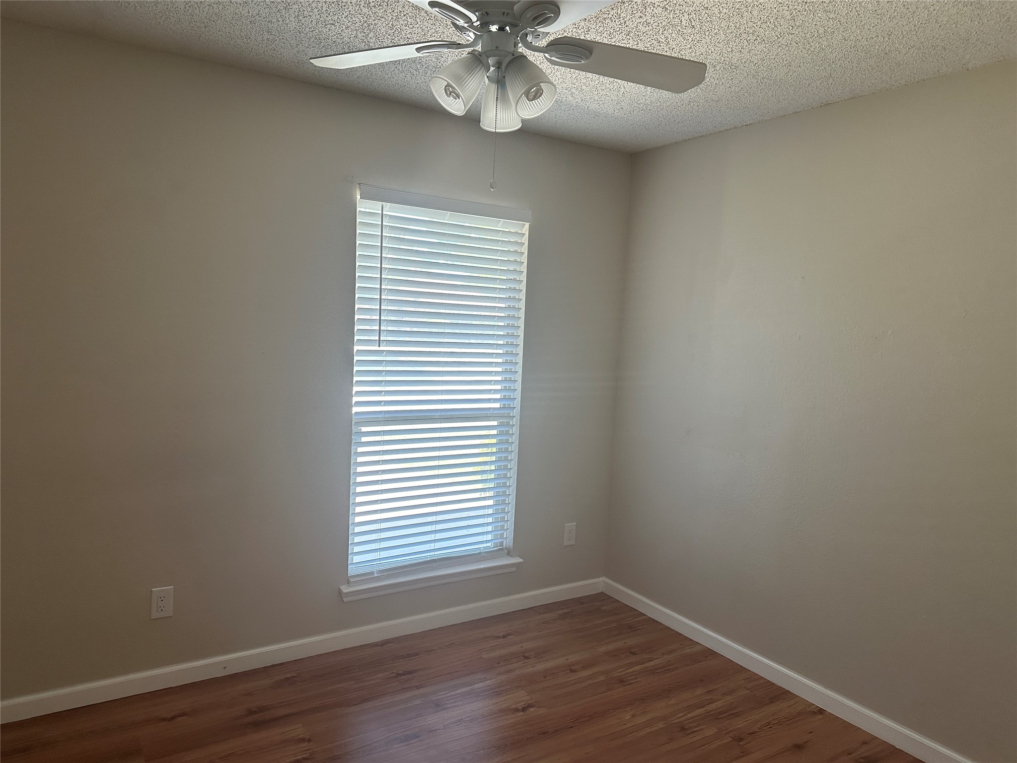 2305 Dalewood Lane Bedford TX 76022