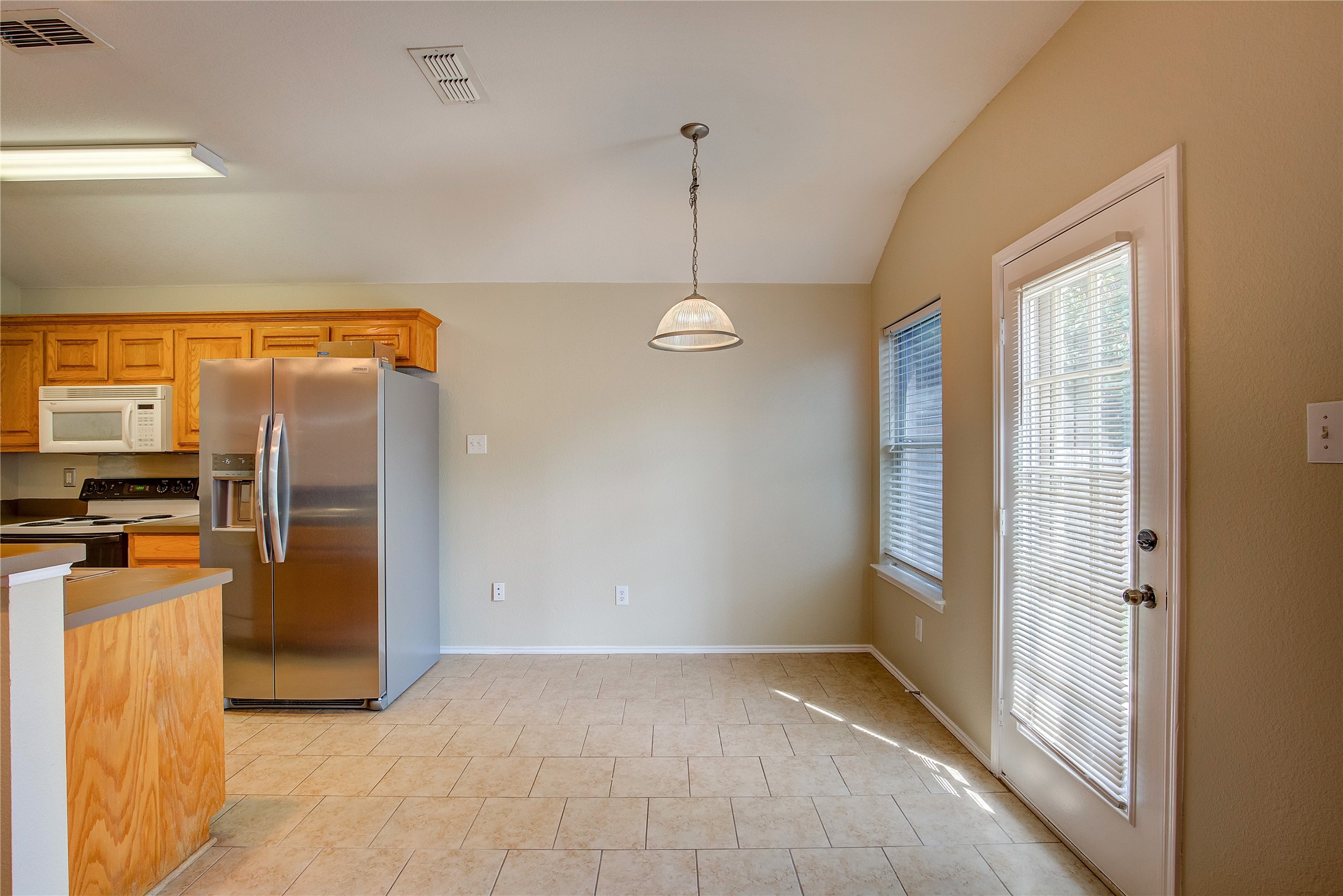 140 Flyaway Lane Fort Worth TX 76120