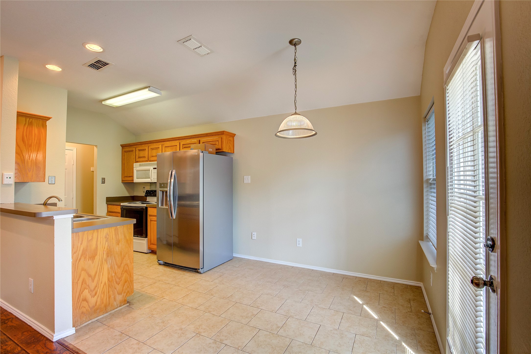 140 Flyaway Lane Fort Worth TX 76120