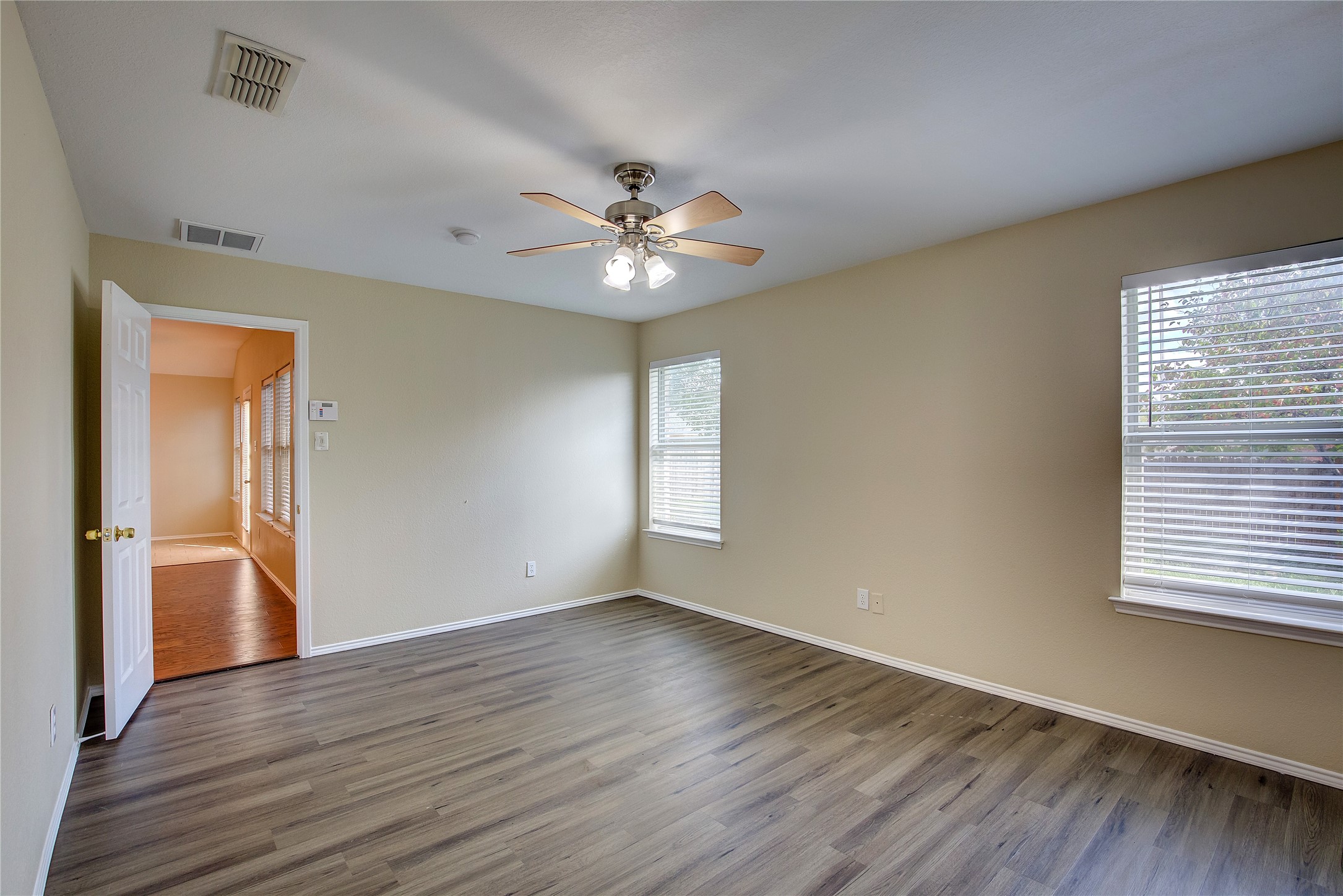 140 Flyaway Lane Fort Worth TX 76120