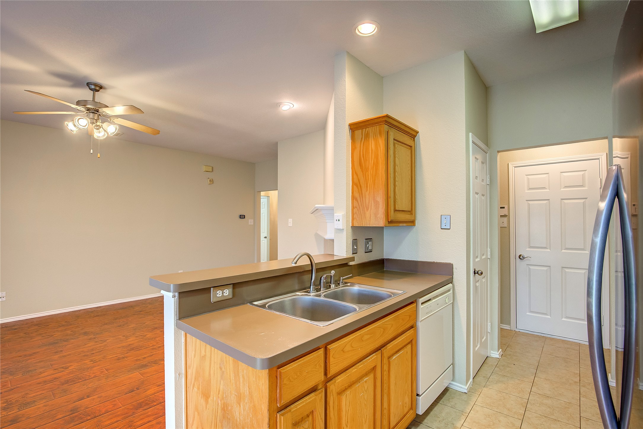 140 Flyaway Lane Fort Worth TX 76120