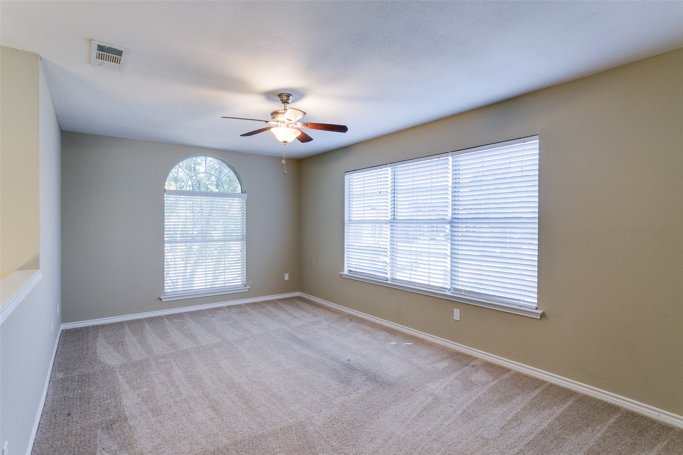 2119 Dover Drive Carrollton TX 75006