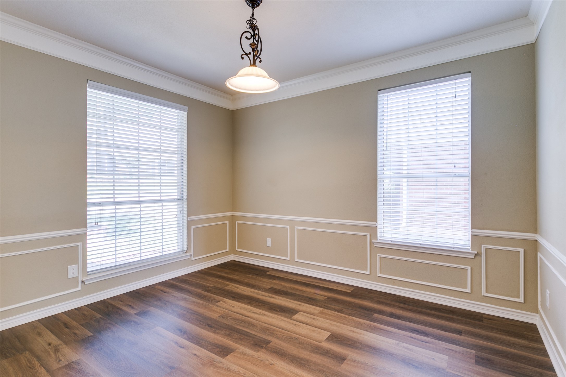 2119 Dover Drive Carrollton TX 75006