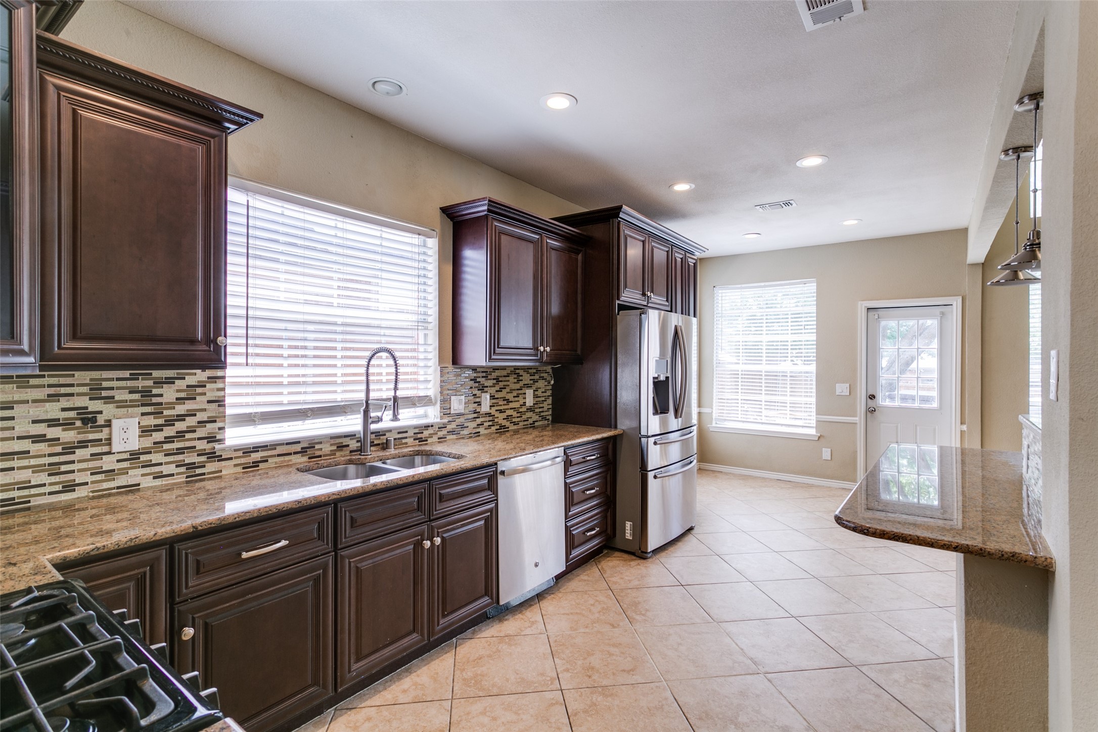 2119 Dover Drive Carrollton TX 75006