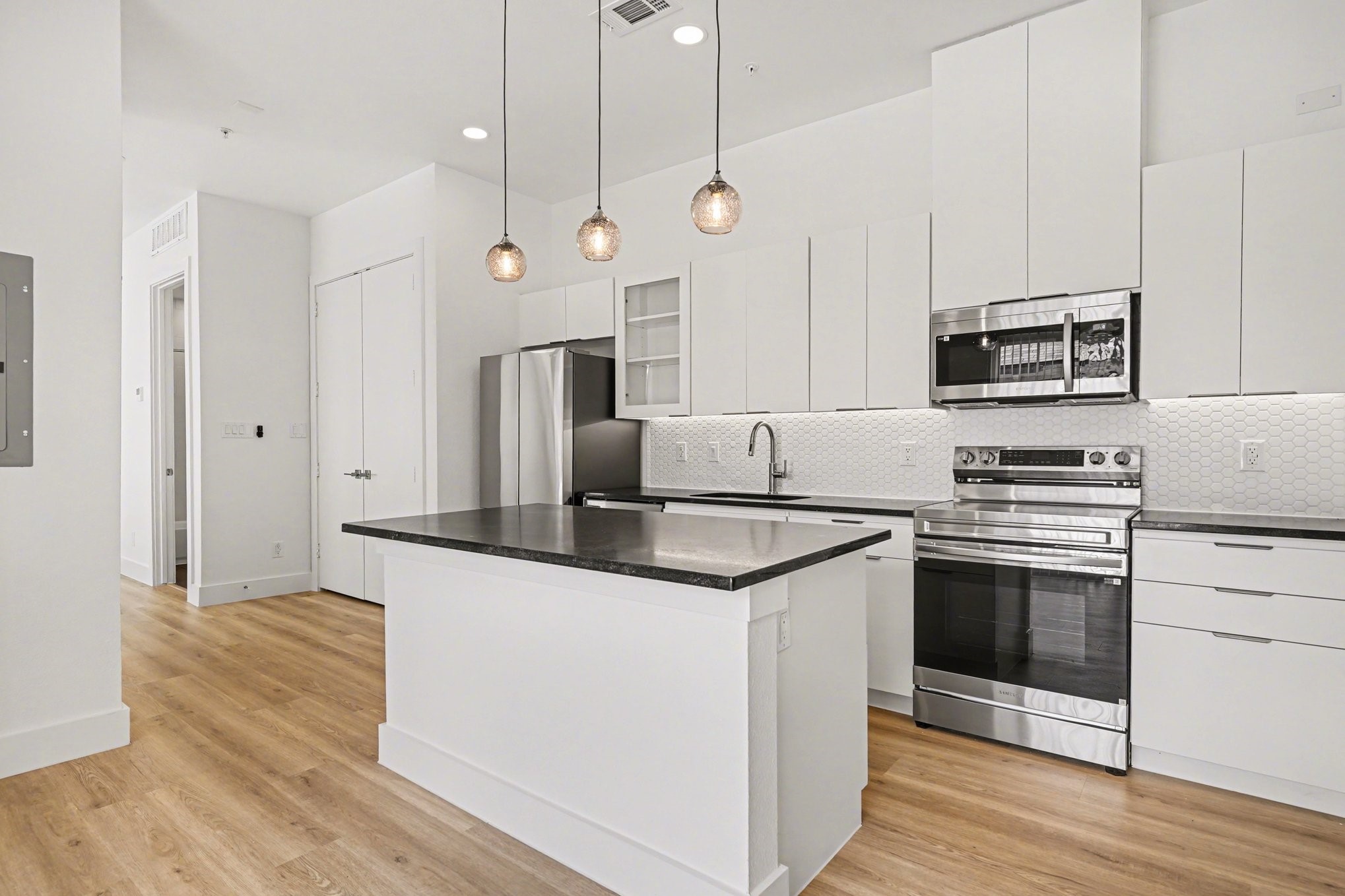 2217 N Fitzhugh Avenue Dallas TX 75204