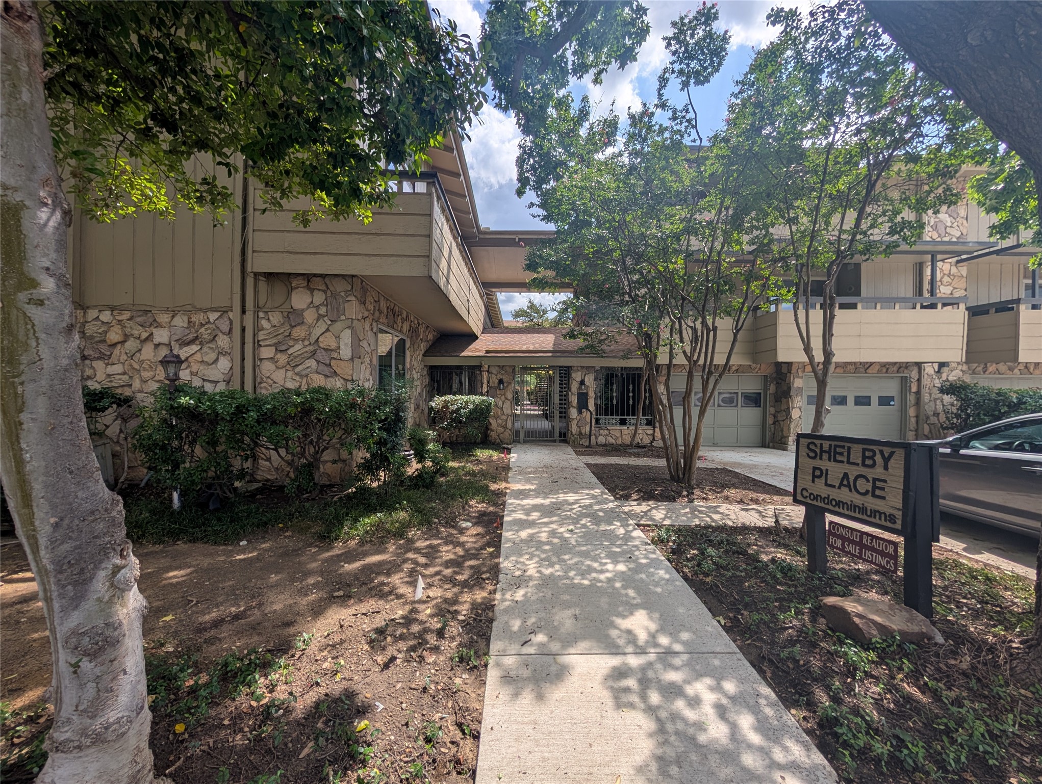 2923 Shelby Avenue Dallas TX 75219