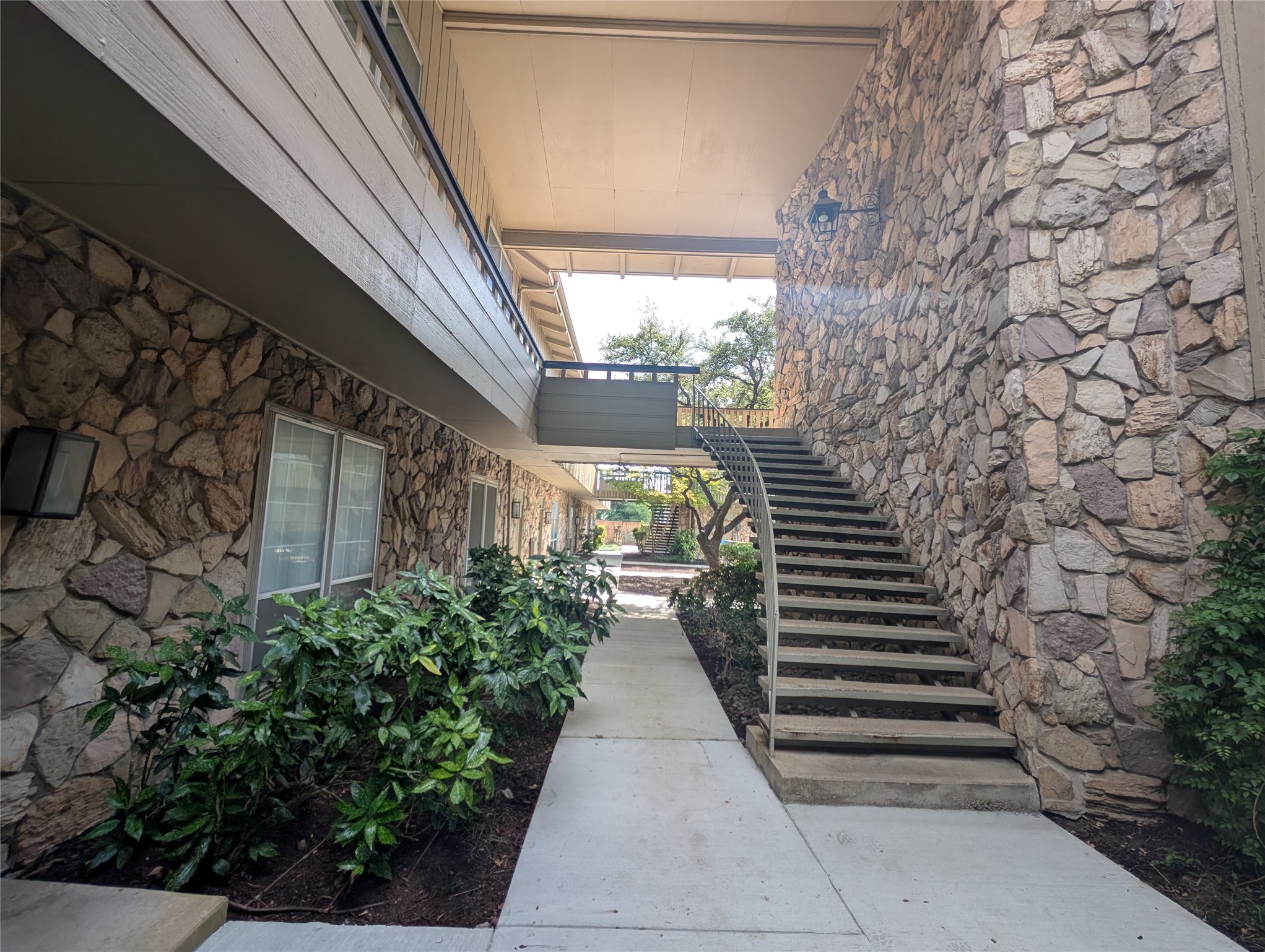 2923 Shelby Avenue Dallas TX 75219
