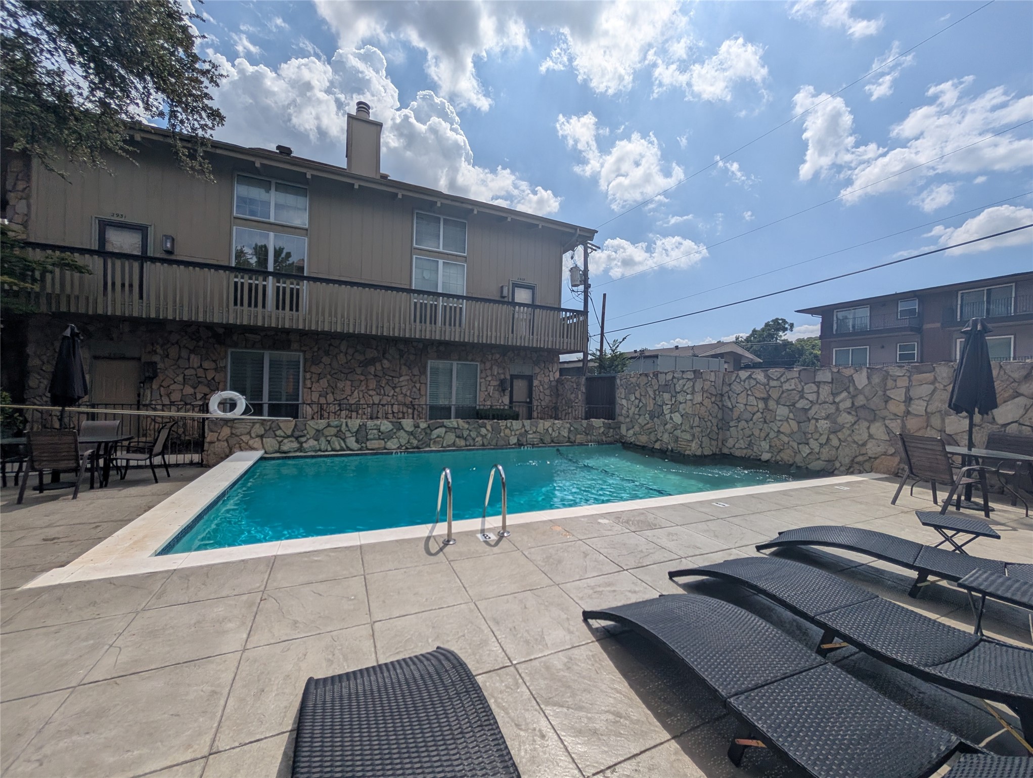 2923 Shelby Avenue Dallas TX 75219