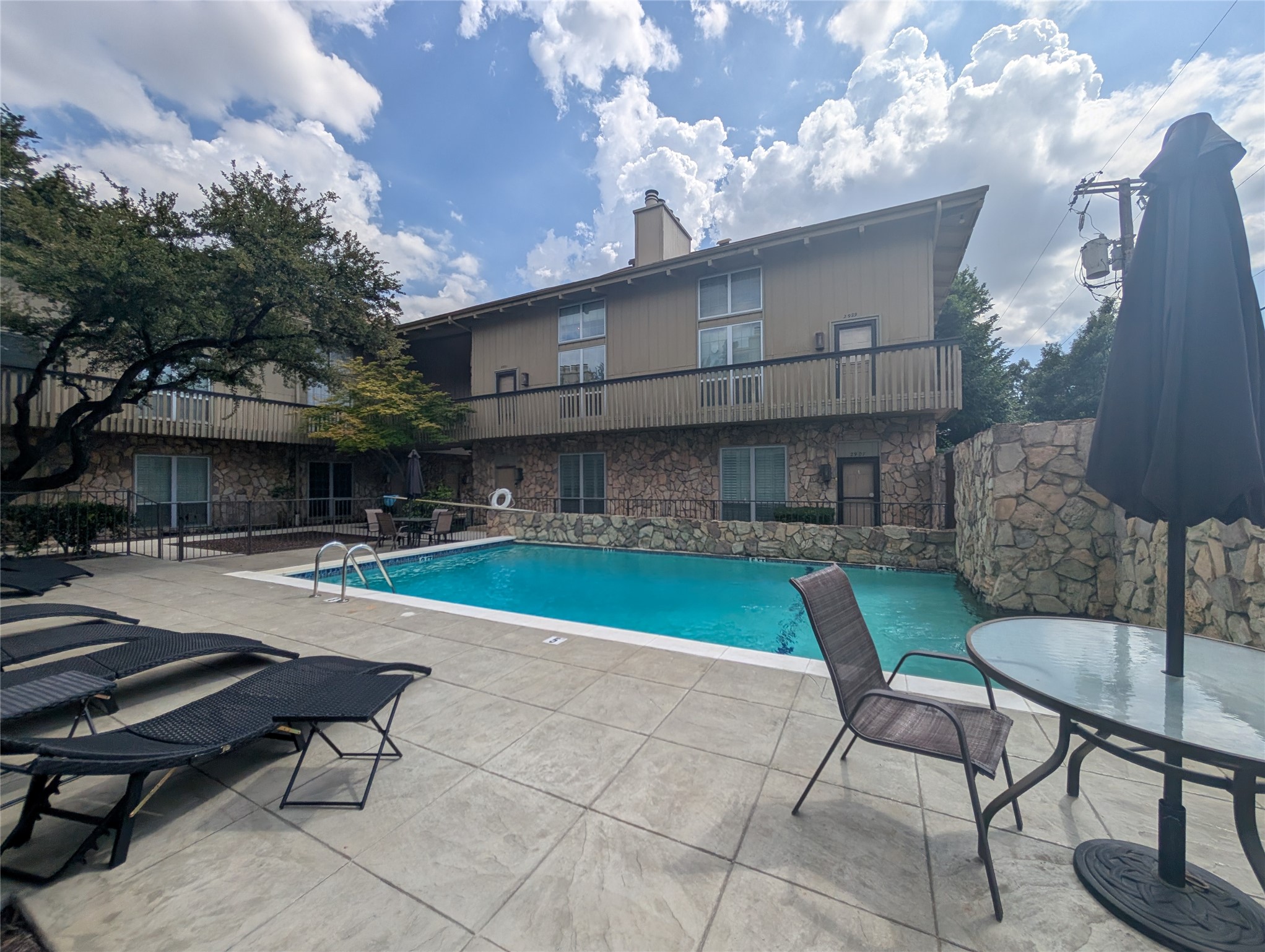 2923 Shelby Avenue Dallas TX 75219