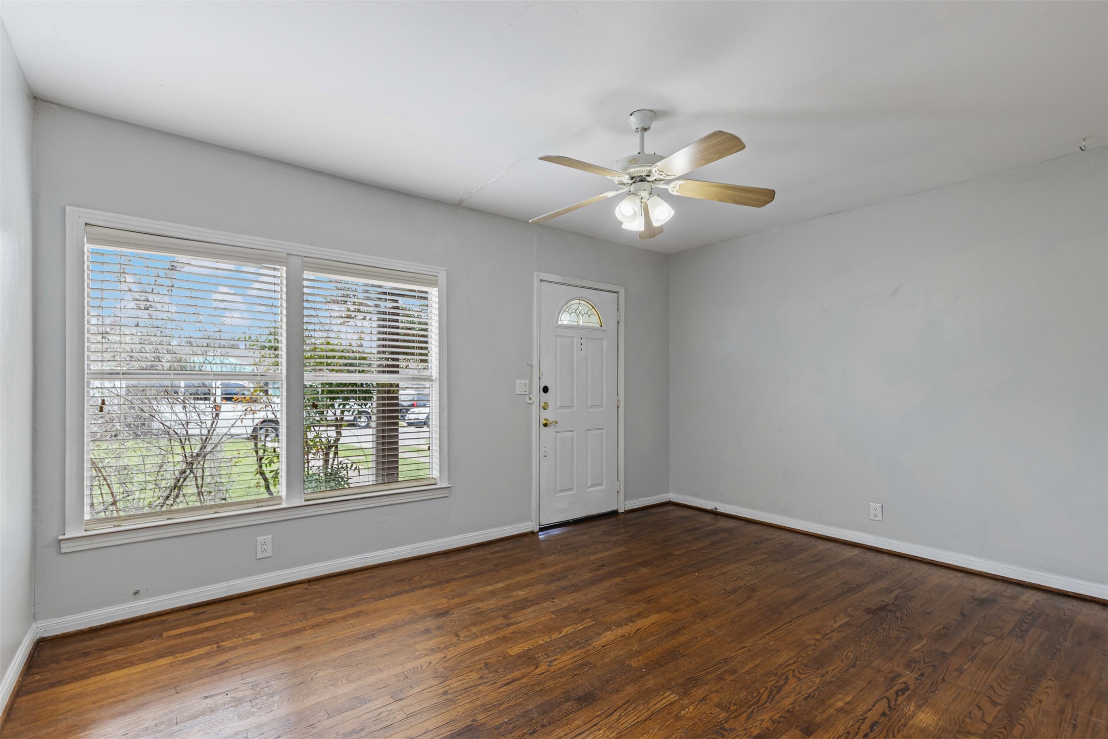 3721 Marks Place Fort Worth TX 76116