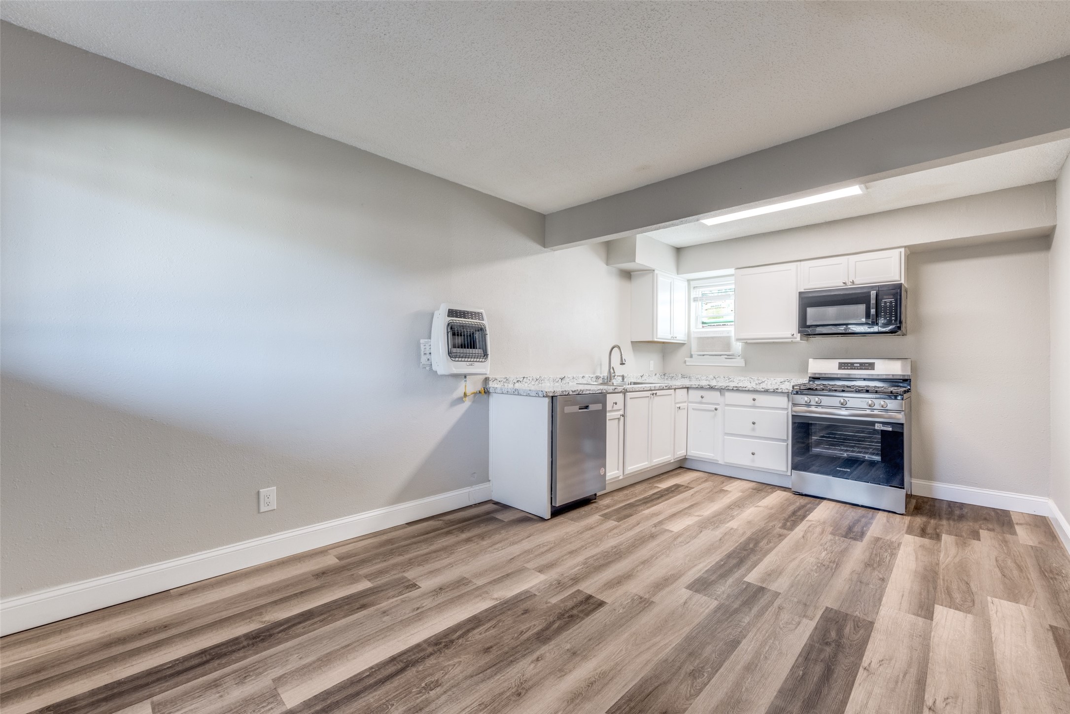 1001 W Elm Street Denison TX 75020