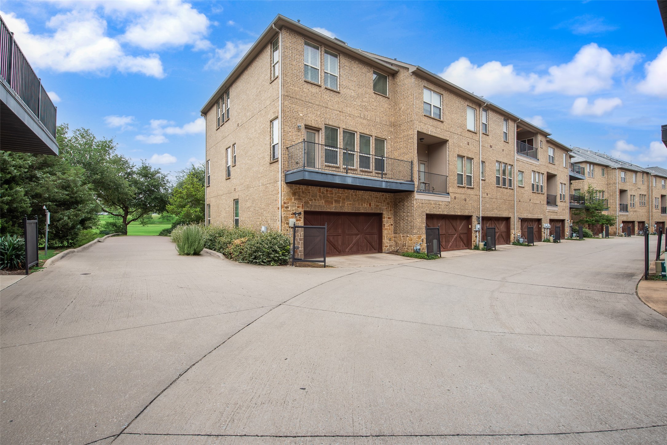 6491 Las Colinas Boulevard Irving TX 75039
