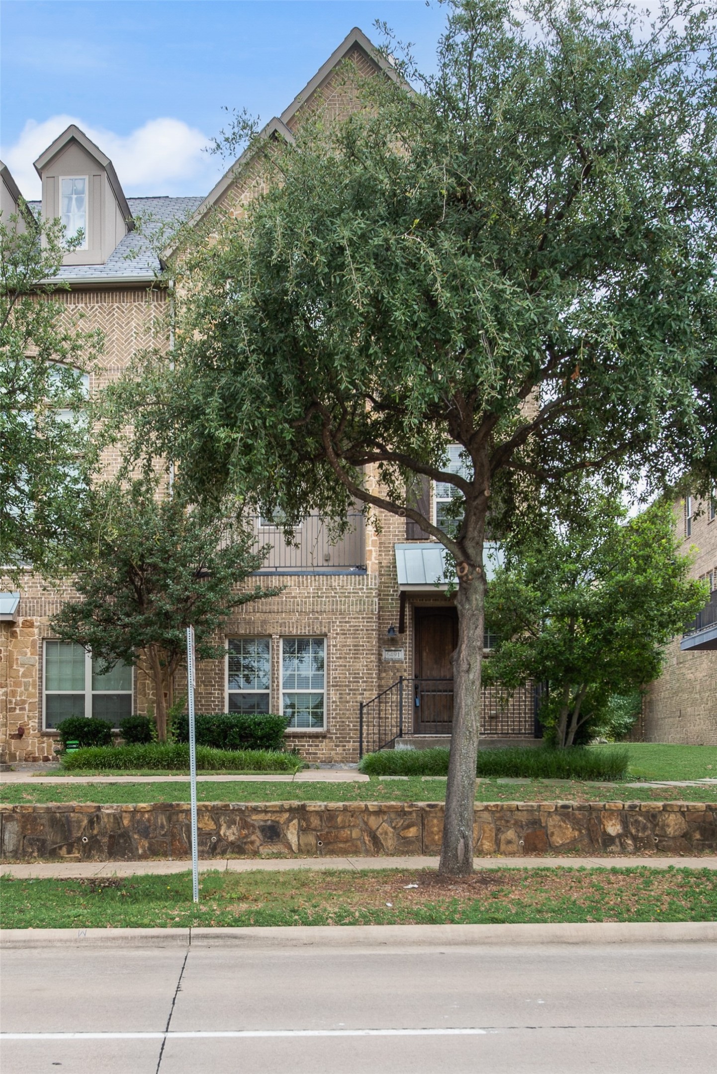 6491 Las Colinas Boulevard Irving TX 75039